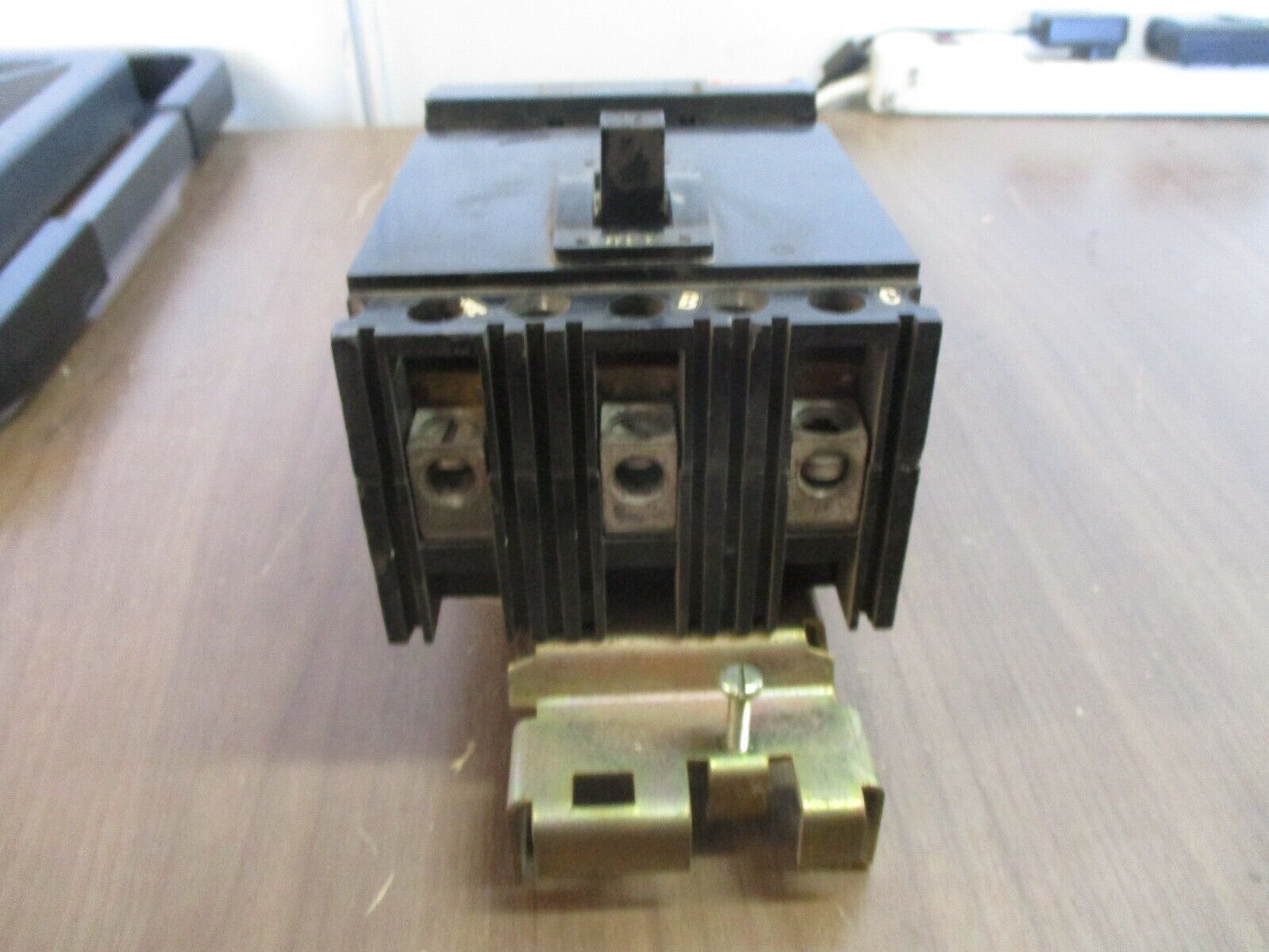 Square D I-Line Circuit Breaker FA-34015 15A 480V 3P Used