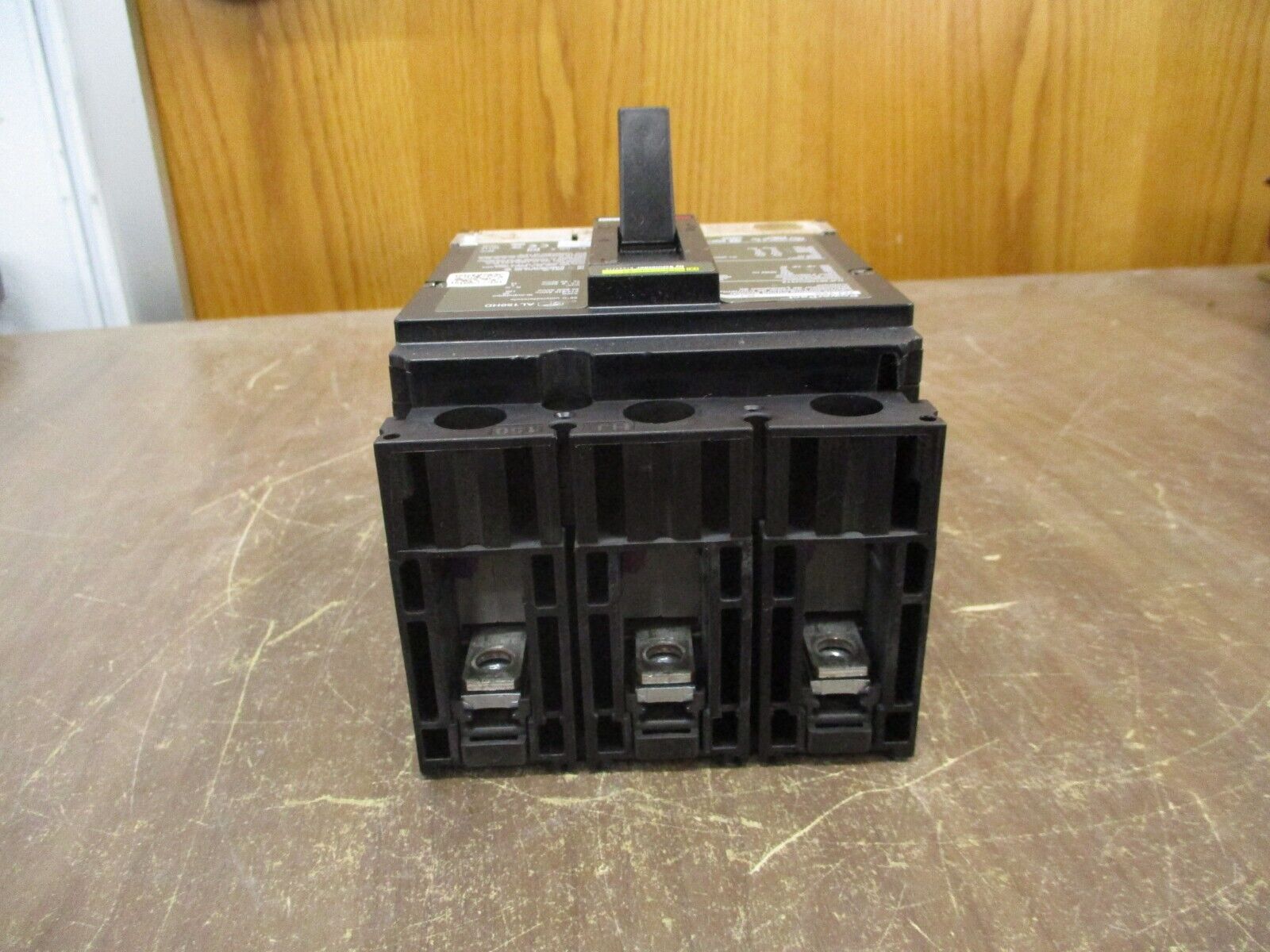 Square D PowerPact HJ 150 Circuit Breaker HJF36150CU31X 150A 600V 3P Used