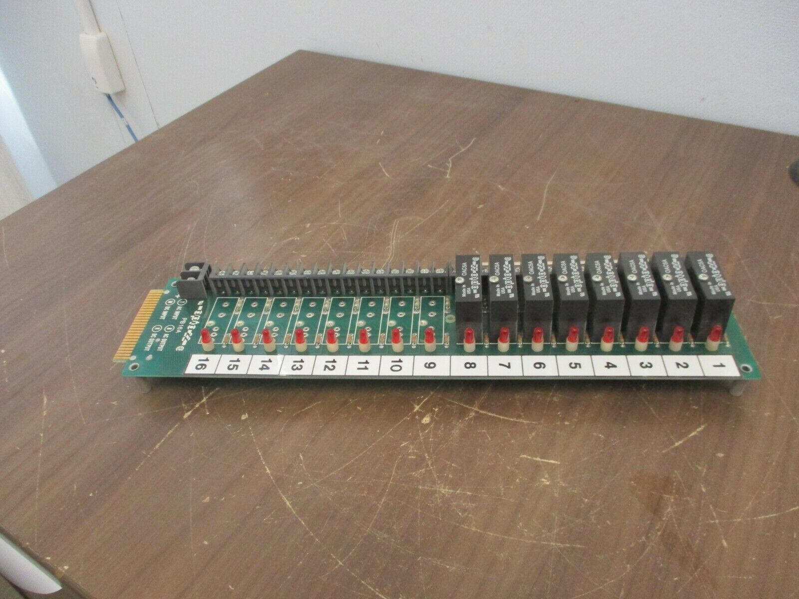 Opto 22 I/O Relay Board PB16A w/ (8) OAC5A Modules Used