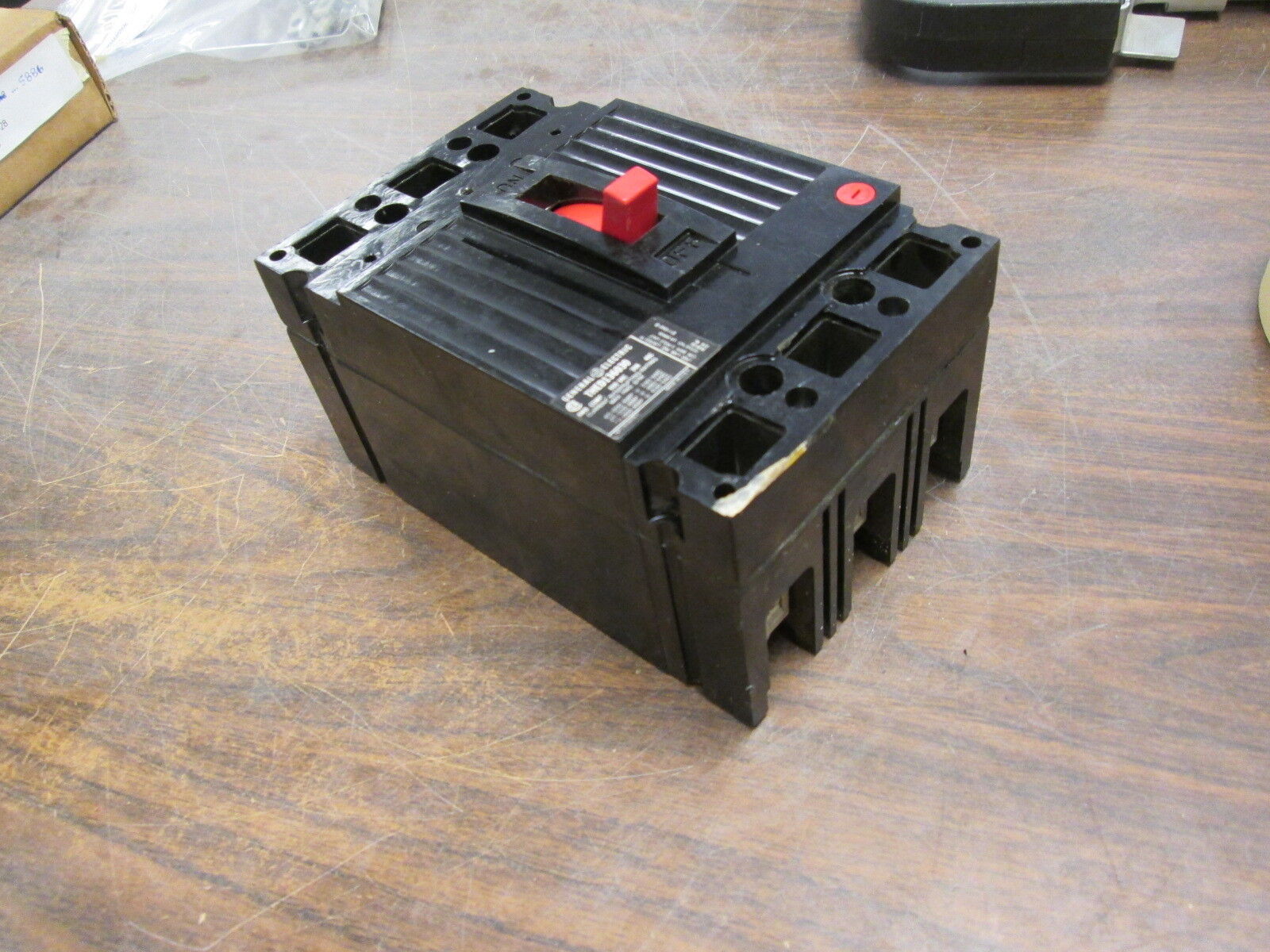 GE Circuit Breaker THED136030 600V 30A 3P Used