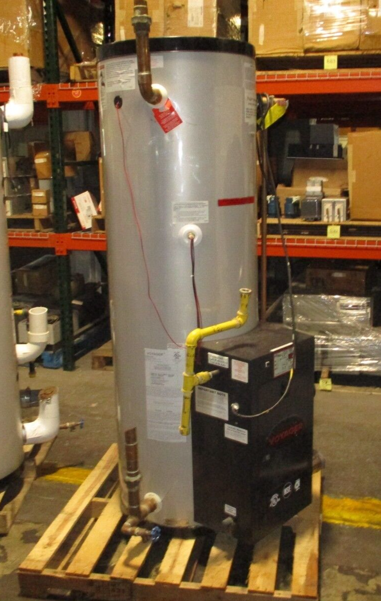 HTP Voyager Water Heater SSV199-80RB R1 80-Gallon 199,000 BTU MFD: 2008 Used