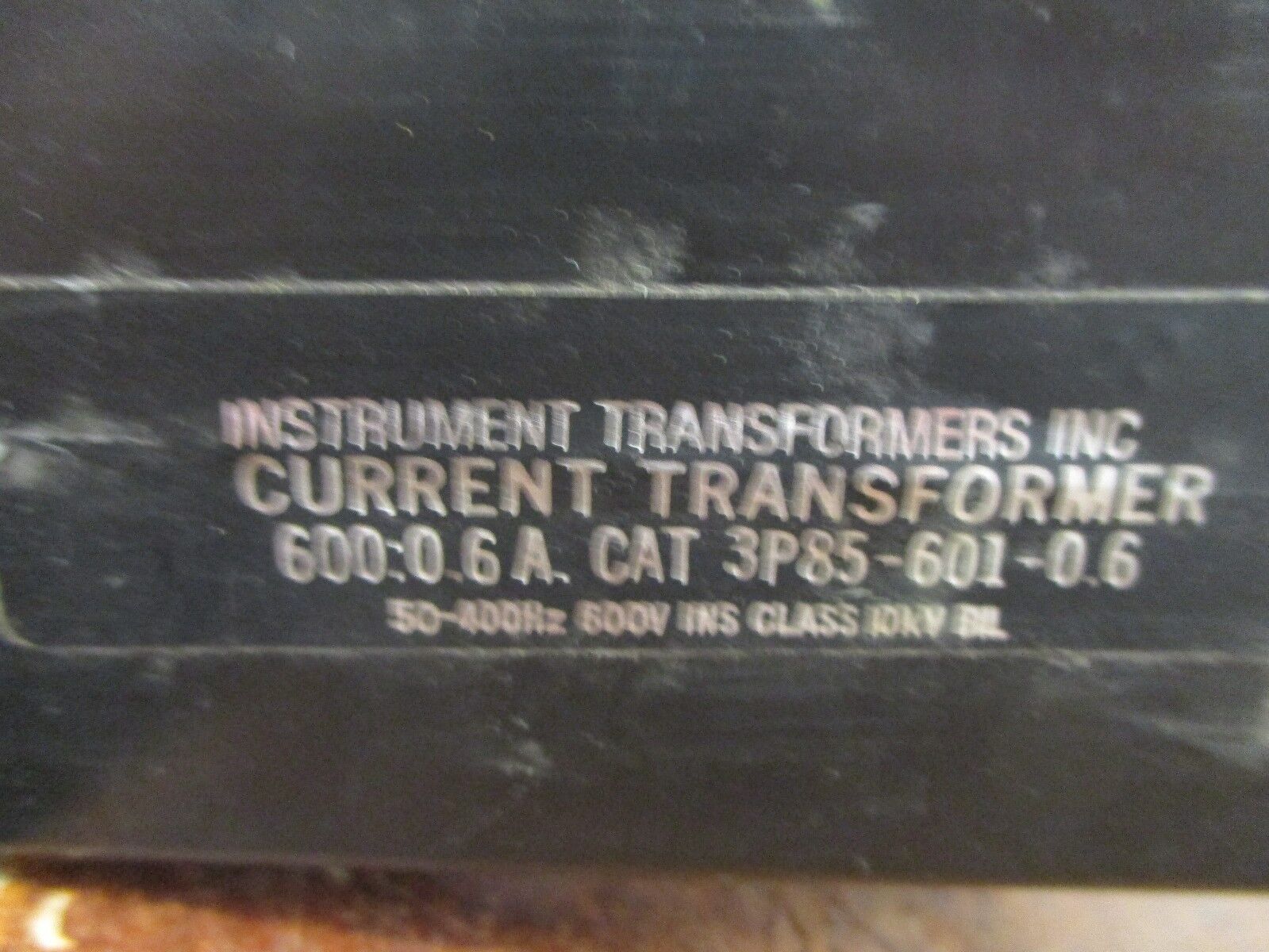 Instrument Transformers Current Transformer 3P85-601-0.6A 600V 50-400Hz 10kV BIL