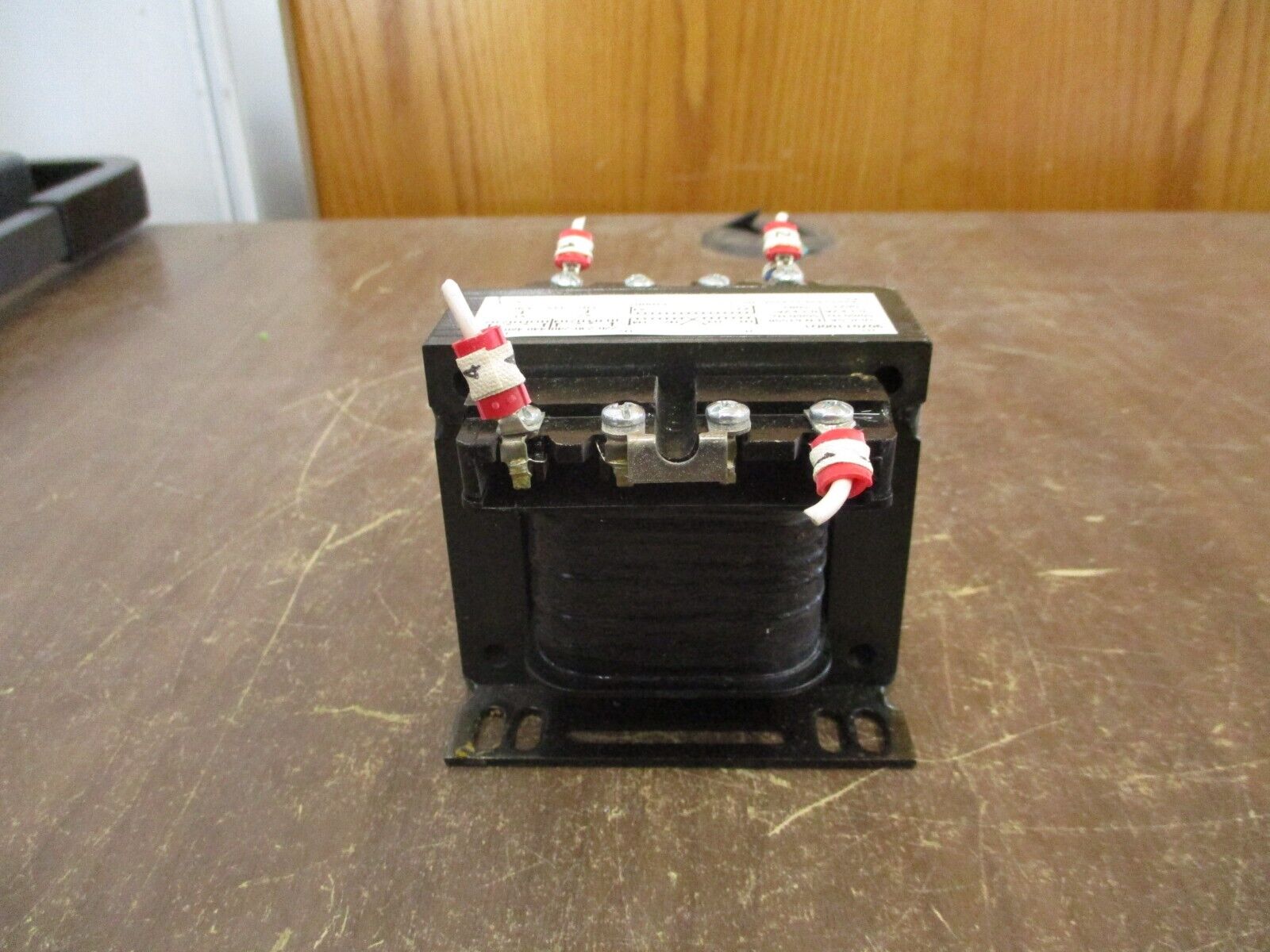 Square D Transformer 9070T100D1 100VA Pri: 240/480V Sec: 120V 50/60Hz Used