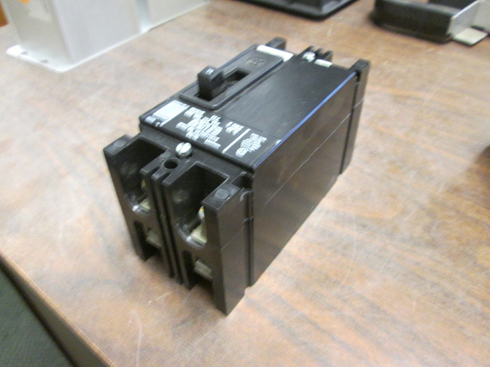 Westinghouse Circuit Breaker FB2015 15A 600V 2P New Surplus