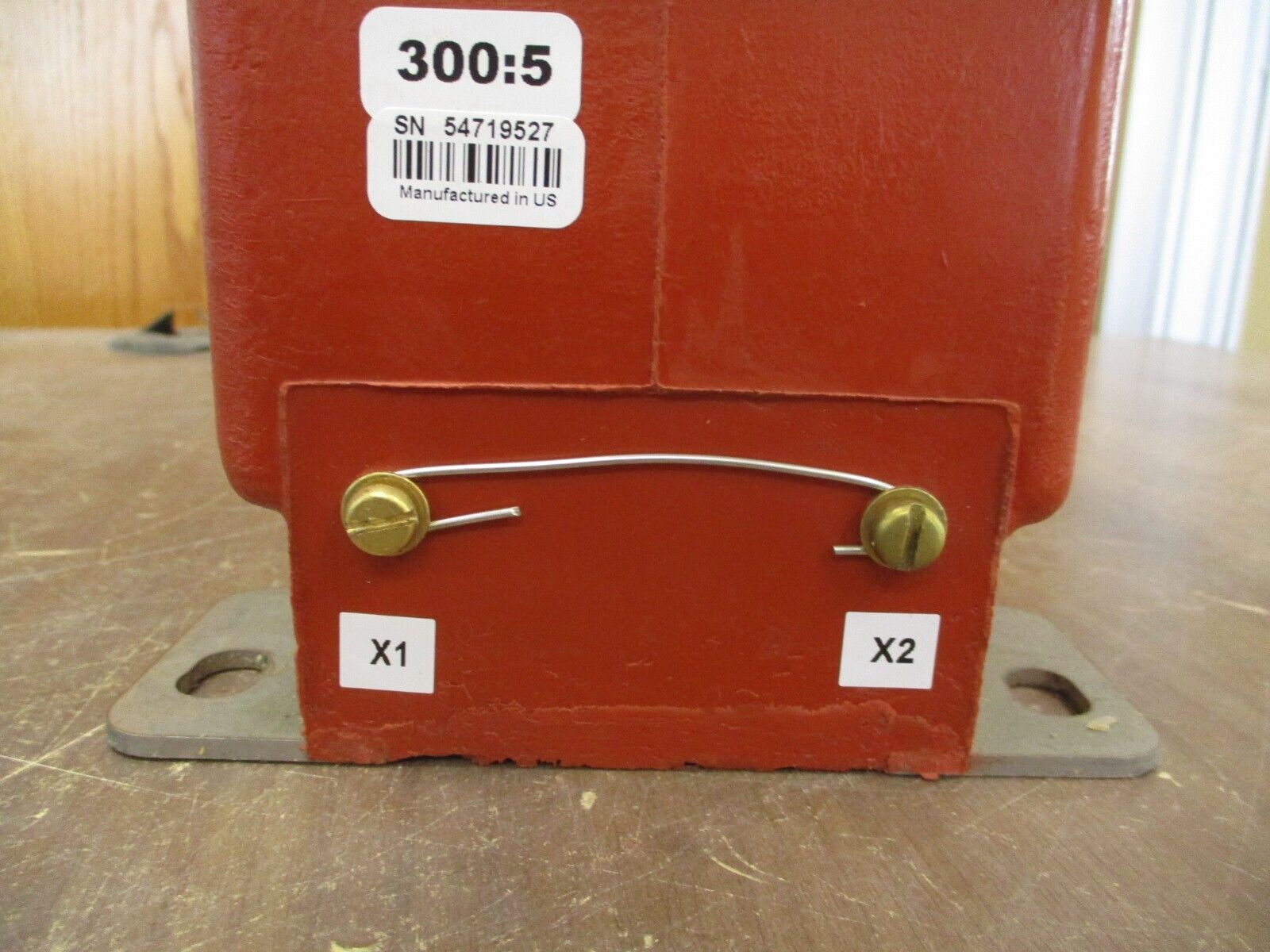 Instrument Transformers Current Transformer CTWH5-B-110-T200-301 Ratio 300:5A