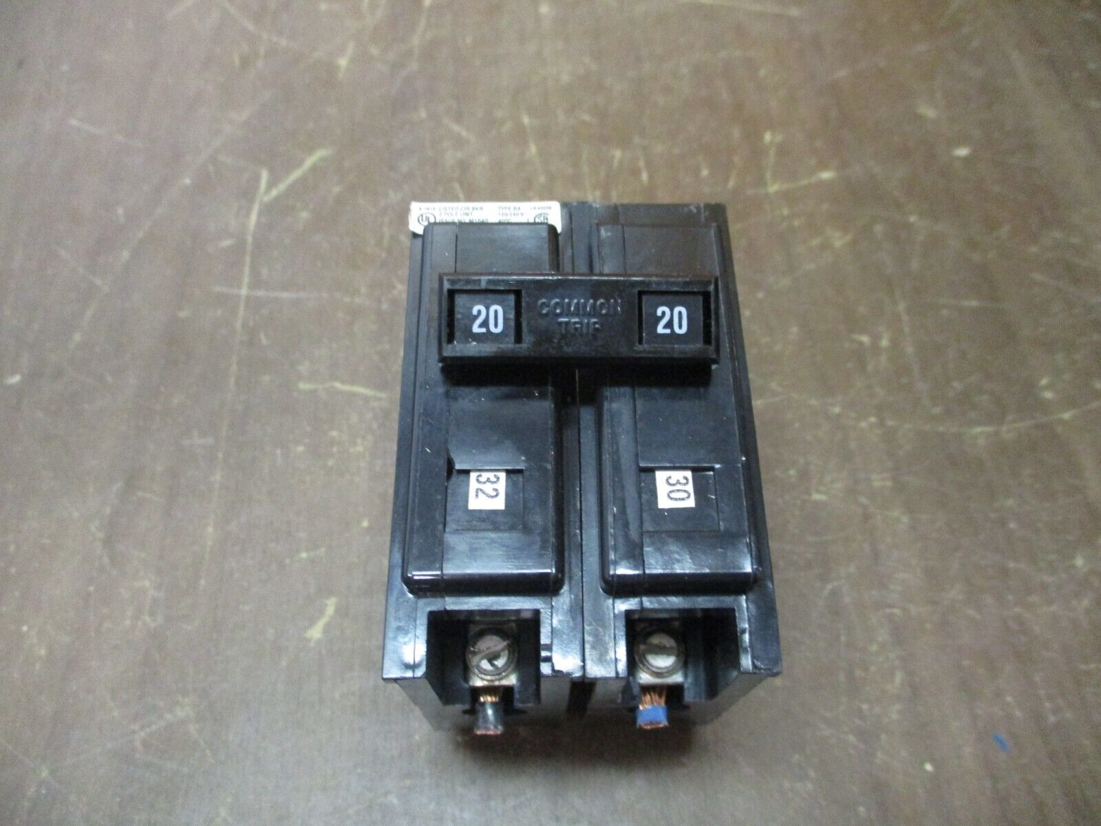 Cutler-Hammer Type BA Circuit Breaker BA220 20A 120/240V 2P *Lot of 2* Used