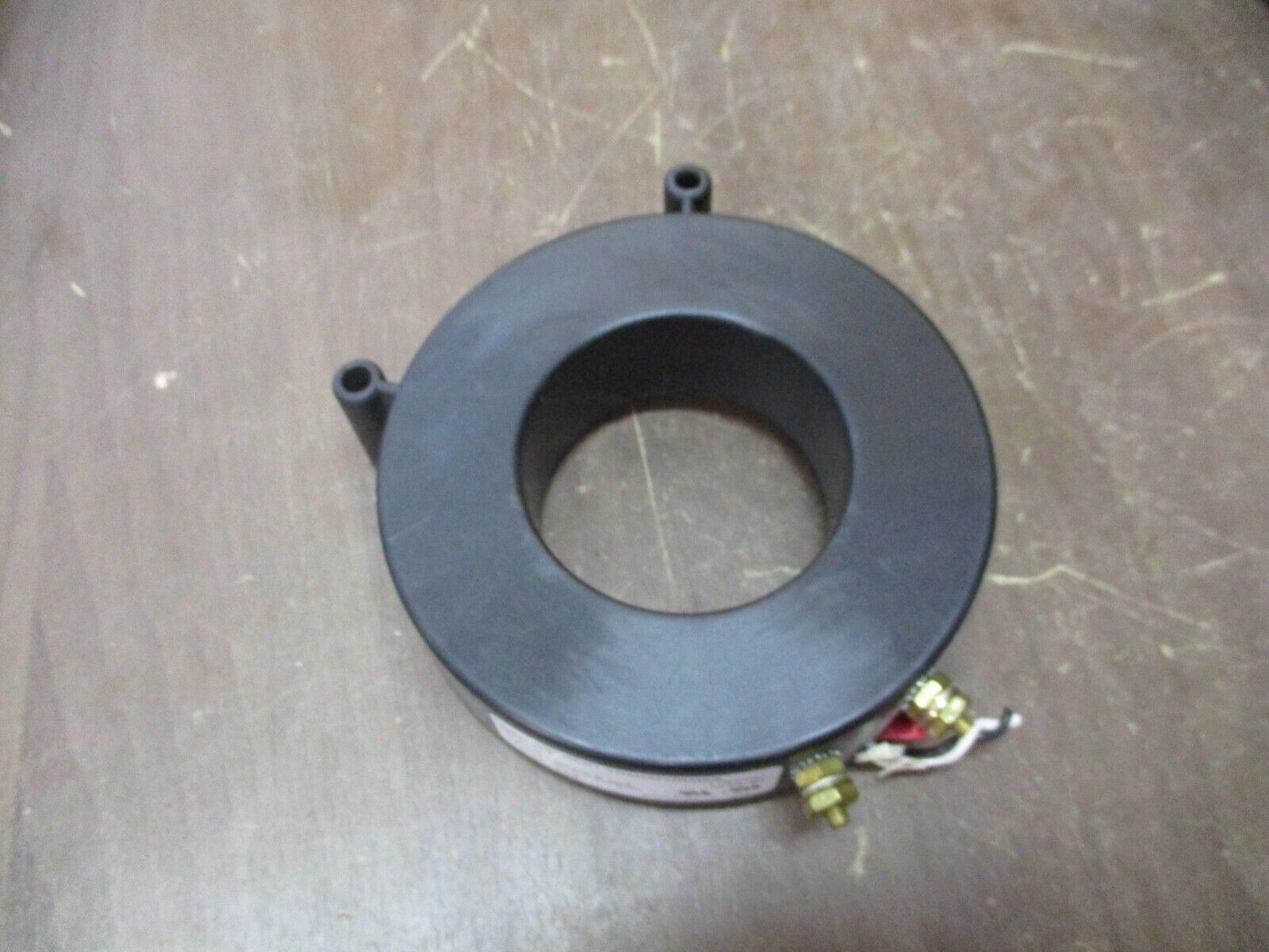 WICC MW0533-1 Current Transformer 1180F057 Ratio 1500:1A 600V 50-400Hz 10kV BIL