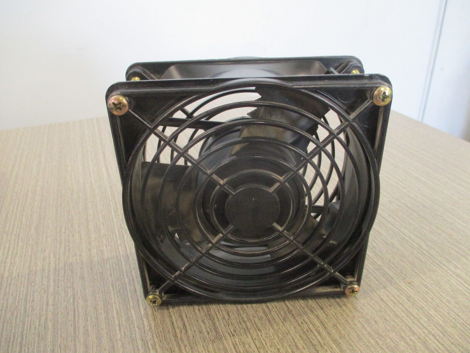 Comair Rotron Muffin XL Fan MX2B3 028422 50/60Hz .20/.18A 115V Used