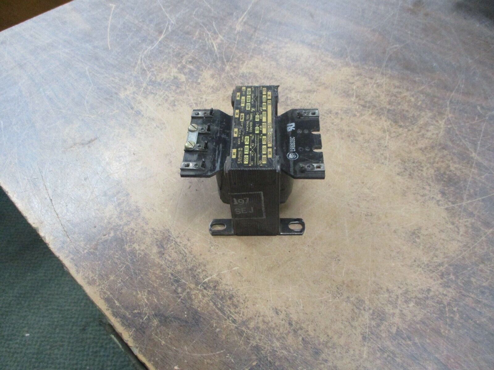 Square D Transformer 9070 E0-1 50VA Ser. B Pri: 240/480V Sec: 120V Used