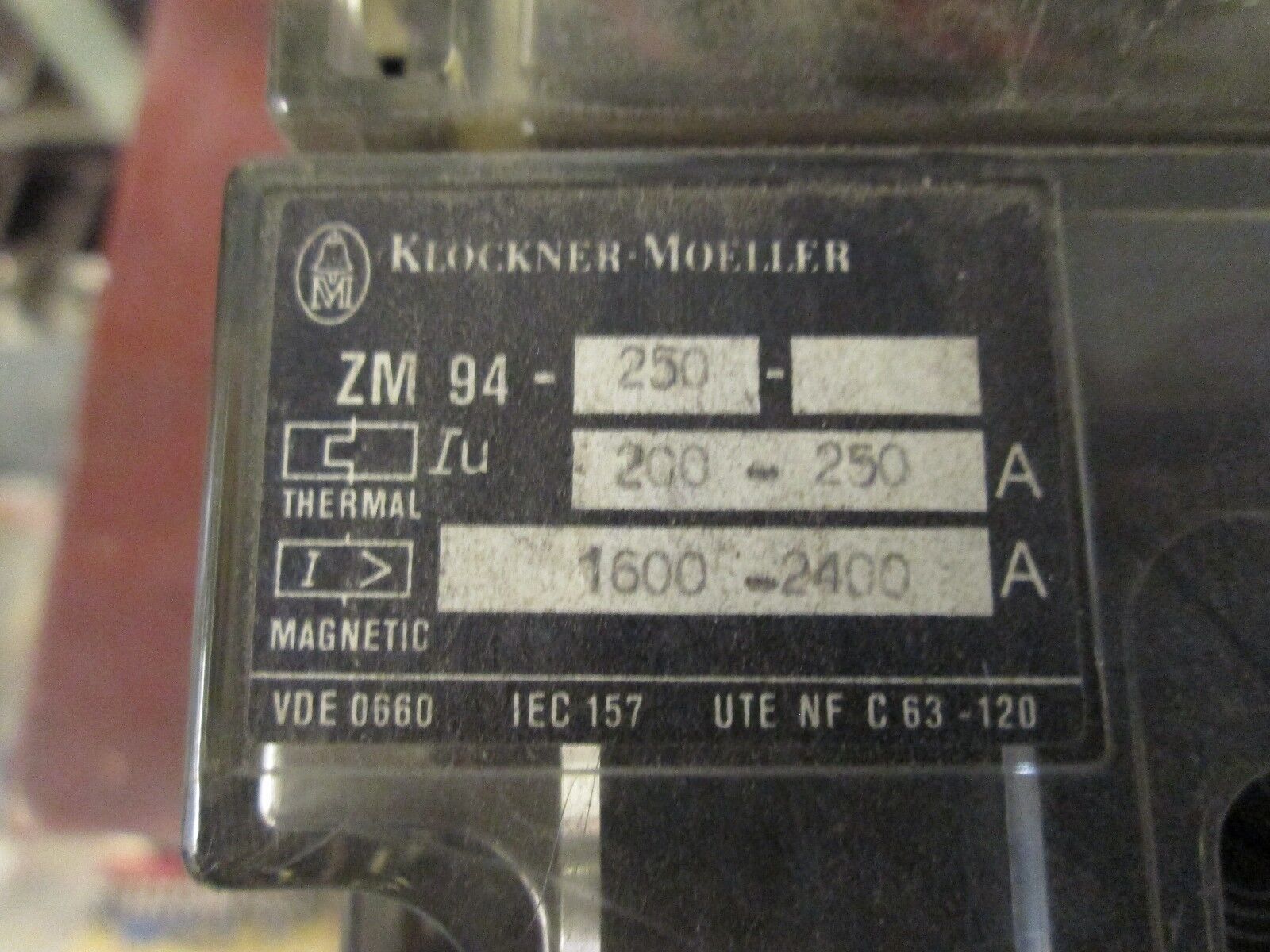 Klockner Moeller Circuit Breaker NZM94-250 Trip: ZM94-250 Range: 200-250A Used