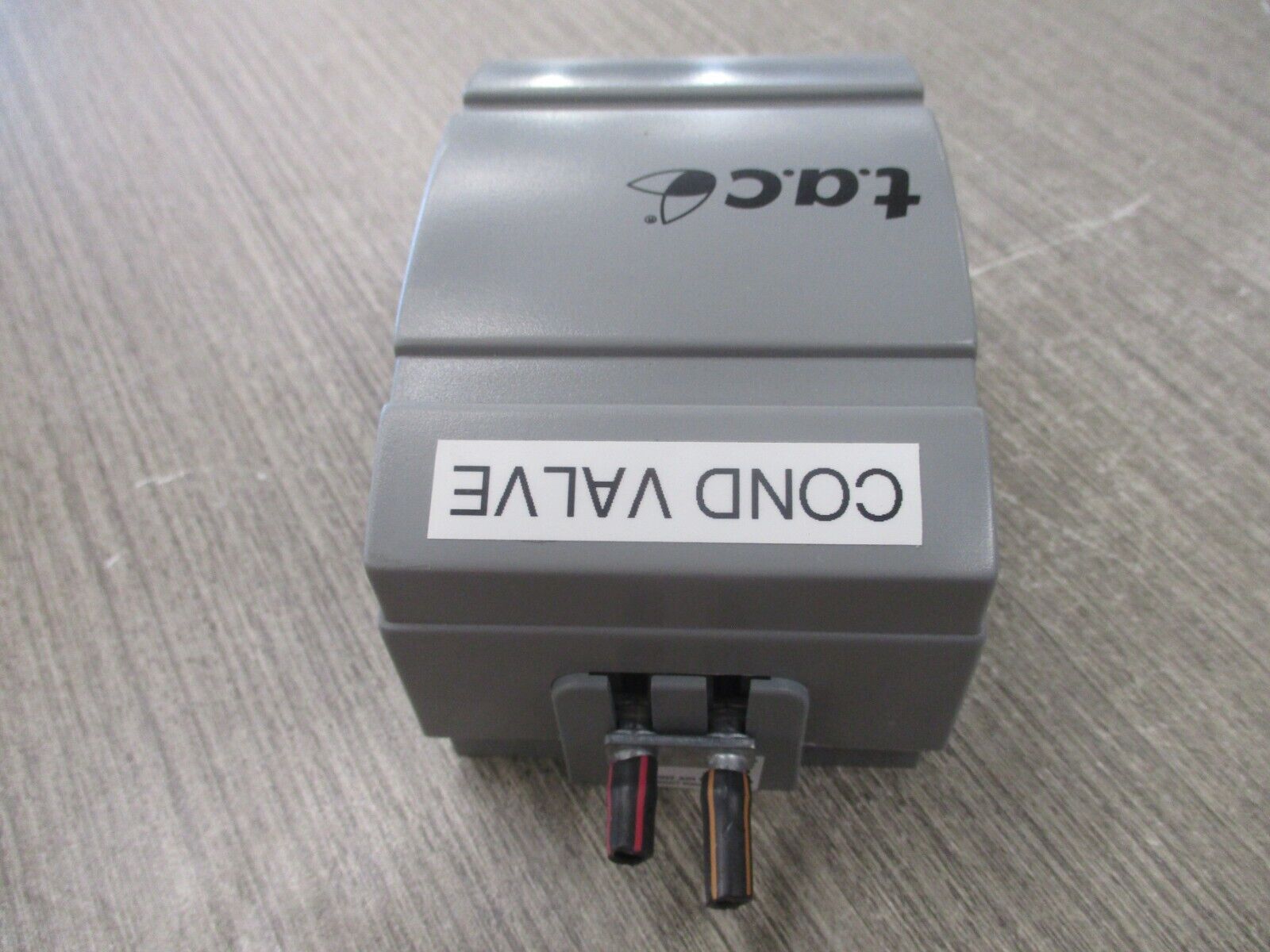 T.A.C Electronic-Pneumatic Transducer CP-8551-0-0-1 Main : 20-30 PSIG Used