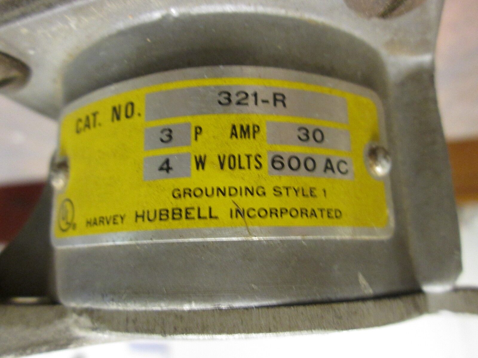 Hubbell Receptacle w/ Base 321-R 30A 3P 4W 600VAC Used