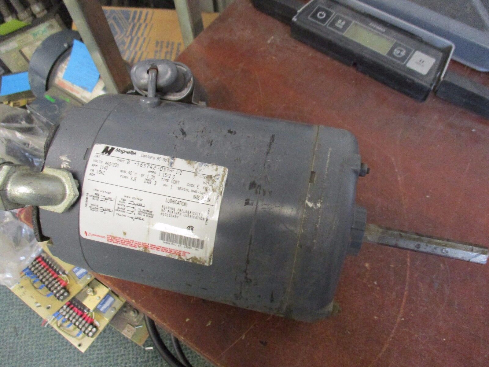 Magnetek Century AC Motor 8-165742-05 1/2HP 1140RPM 460/230V 1.15/2.3A 3PH Used