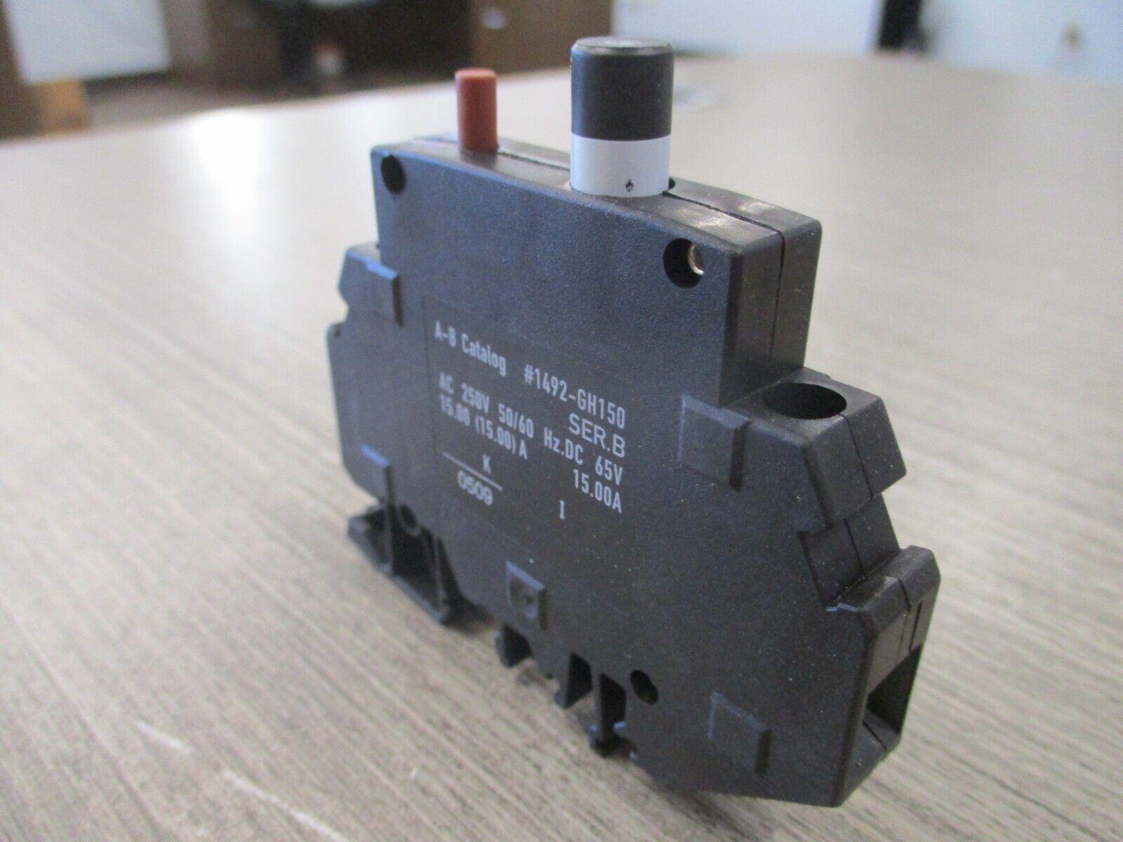 Allen-Bradley Circuit Breaker 1492-GH150 Ser. B 15A 1P New Surplus