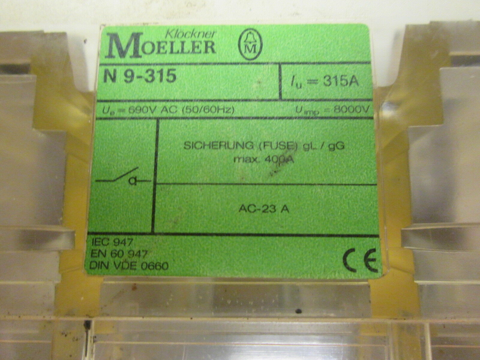 Klockner Moeller Fusible Disconnect N9-315 400A 3P *Bent Shaft* Used