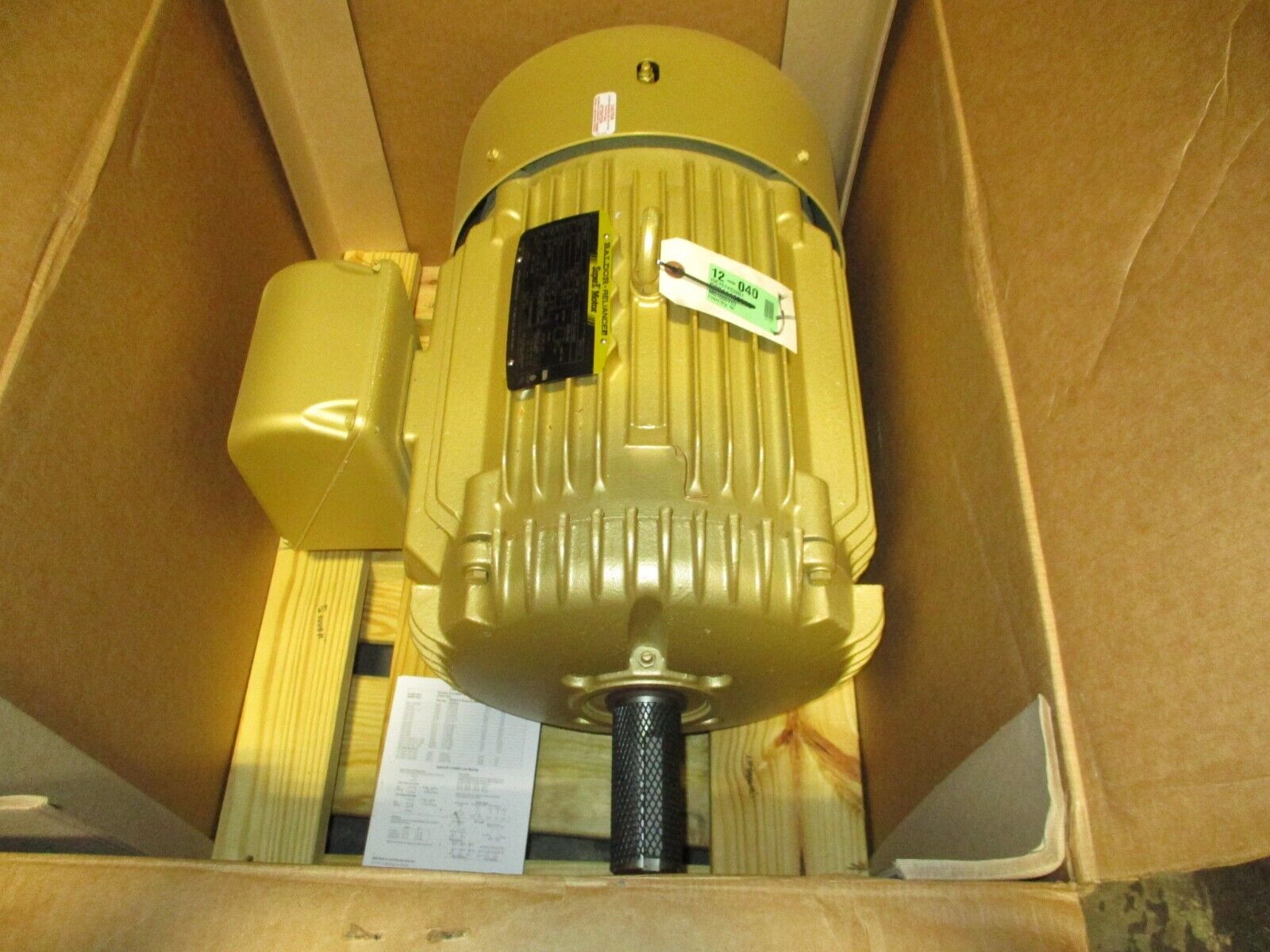 Baldor Motor EM4104T 30HP 1800RPM 230/460V 76/38A 3Ph 60Hz New Surplus