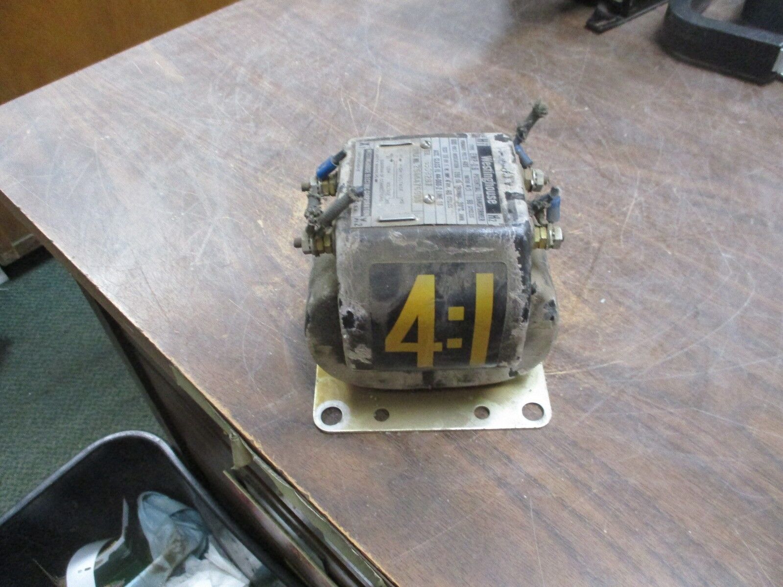 Westinghouse Type EMP -0.6 Potential Transformer 254A476G03 Ratio 4:1 Pri:480V