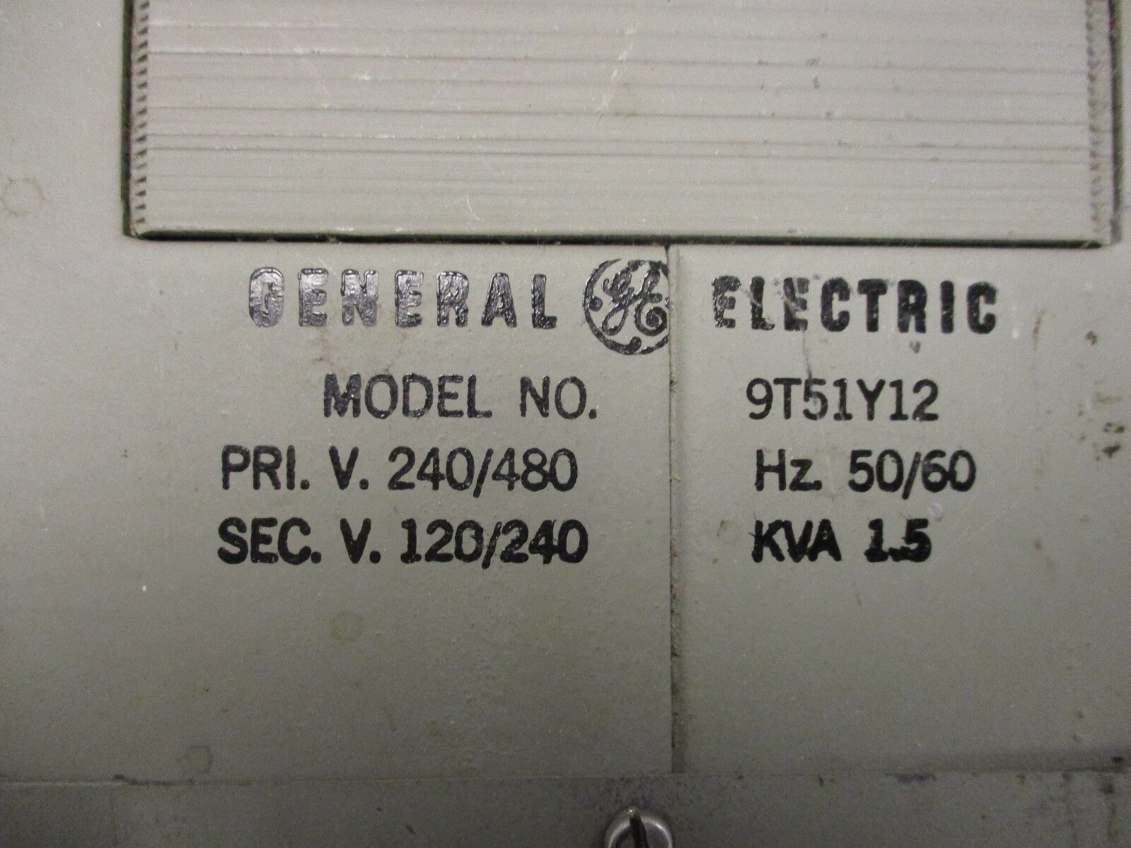 GE Transformer 9T51Y12 1.5KVA Pri: 240/480V Sec: 120/240V 50/60Hz Used