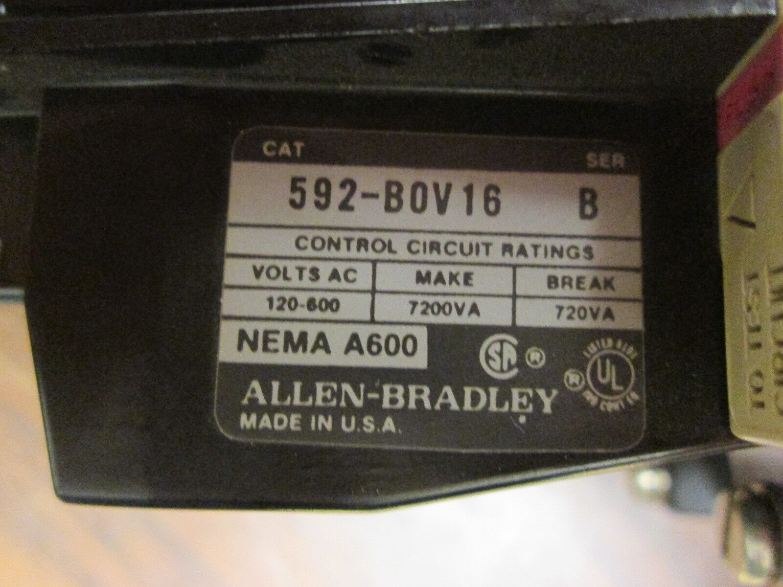 Allen-Bradley Overload Relay 592-BOV16 120-600V 3P Ser. B *Heaters May Vary*