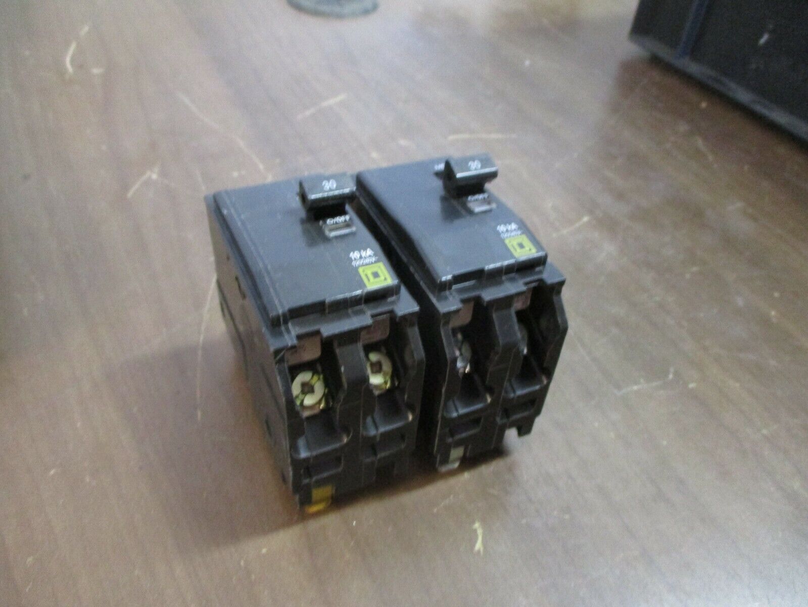 Square D Circuit Breaker QOB230 30A 120/240V 2P *Lot of 2* Used