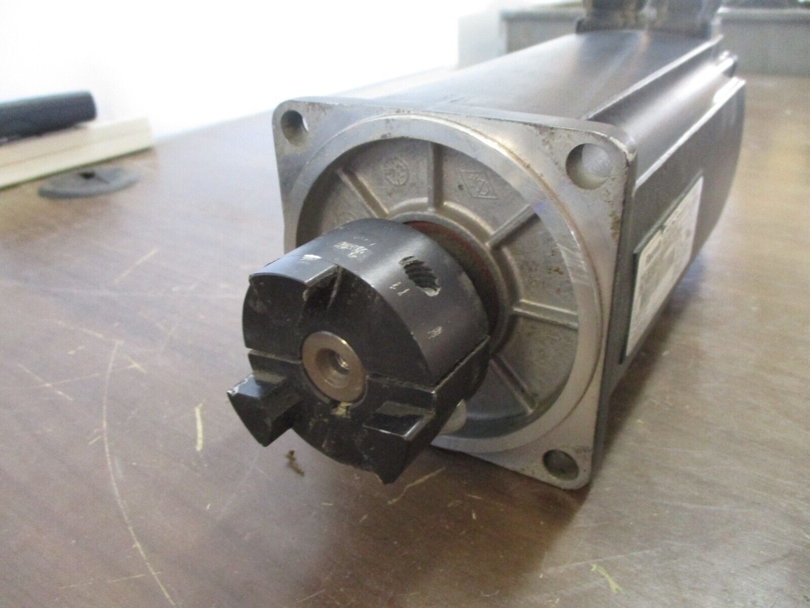 Rexroth Servo Motor MSK050C-0300-NN-M1-UP1-NNNN 600V 1.77Nm/A nMax: 4700min-1