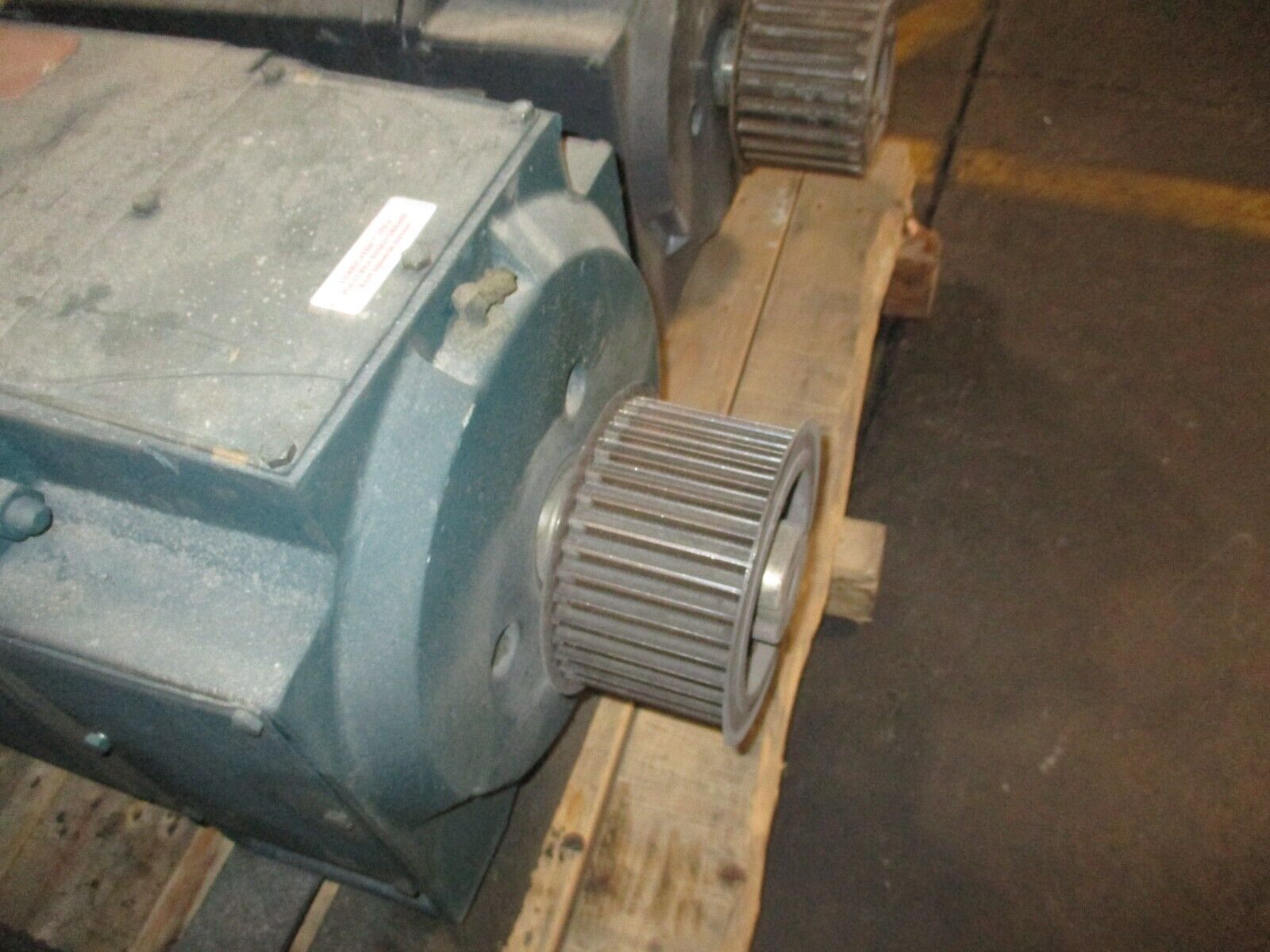 Reliance DC Motor 40HP 1800/2400RPM 500V 65A Used