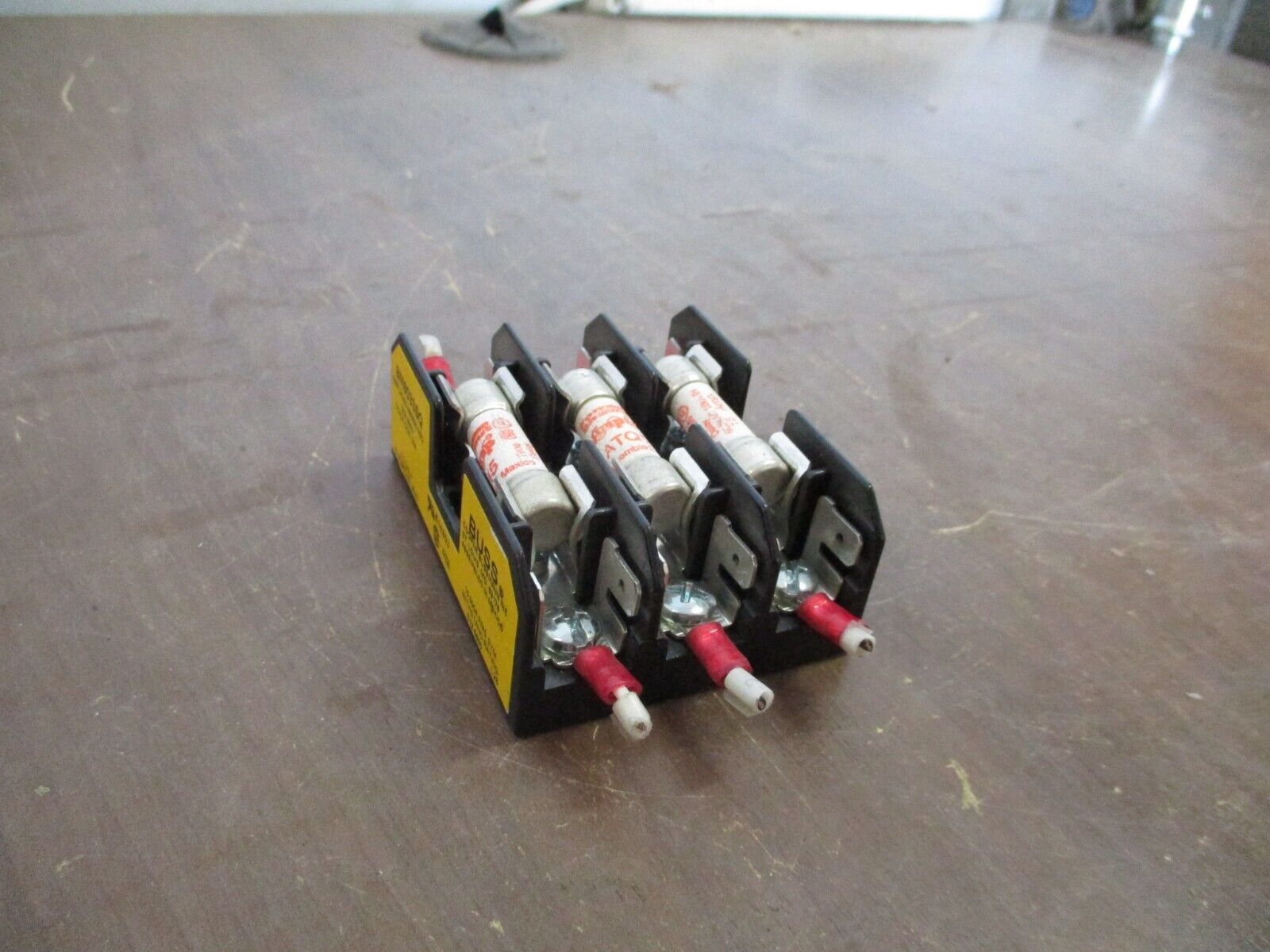 Buss Fuseholder BM6033SQ 30A 600V 3P w/ (3) 15A Fuses Used