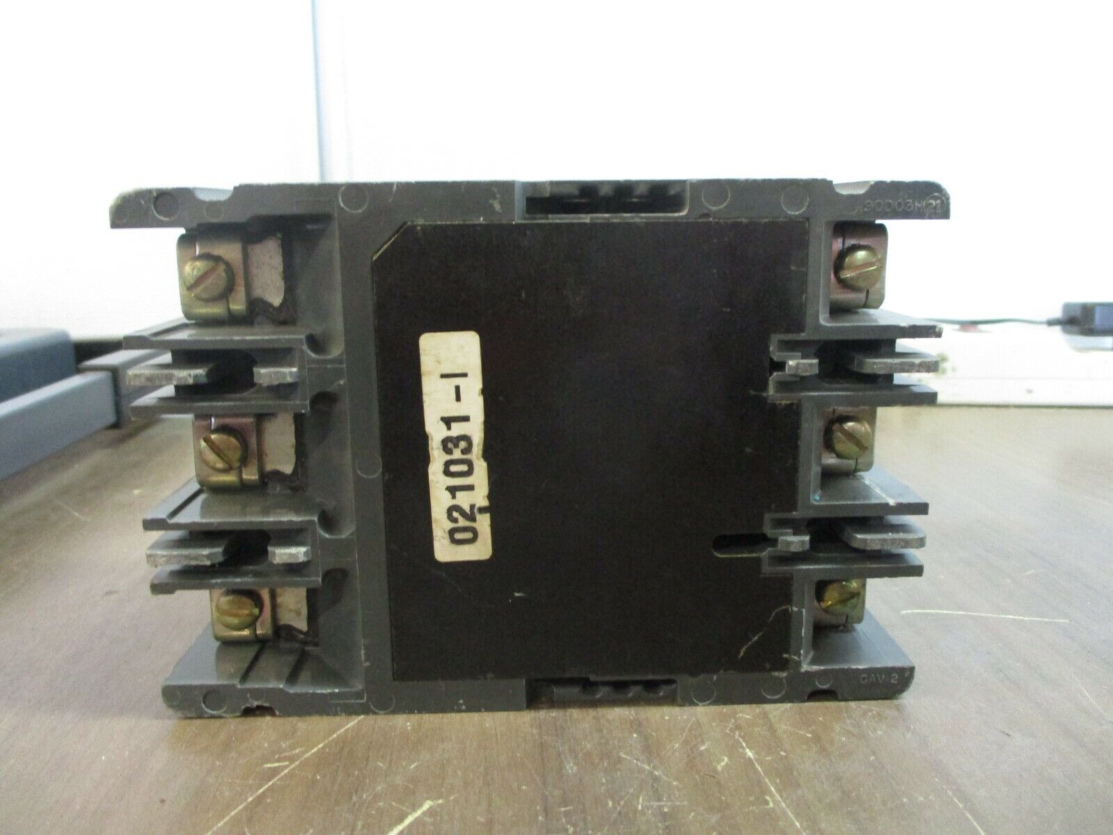 Cutler-Hammer EHD 14k Circuit Breaker EHD3030L 30A 480V 3P Used