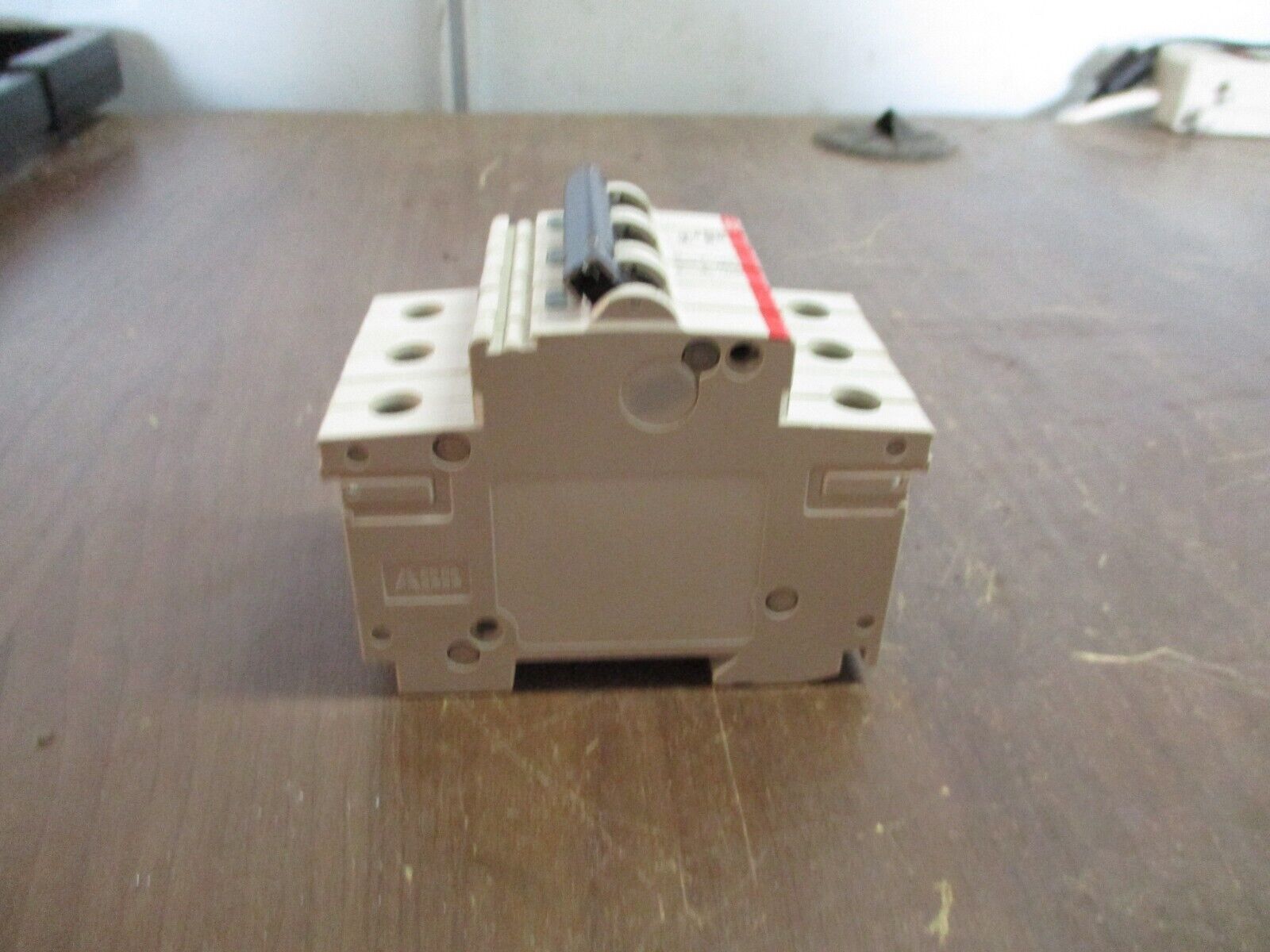 ABB Circuit Breaker S 283 K 20A 20A 277/480V 3P Used