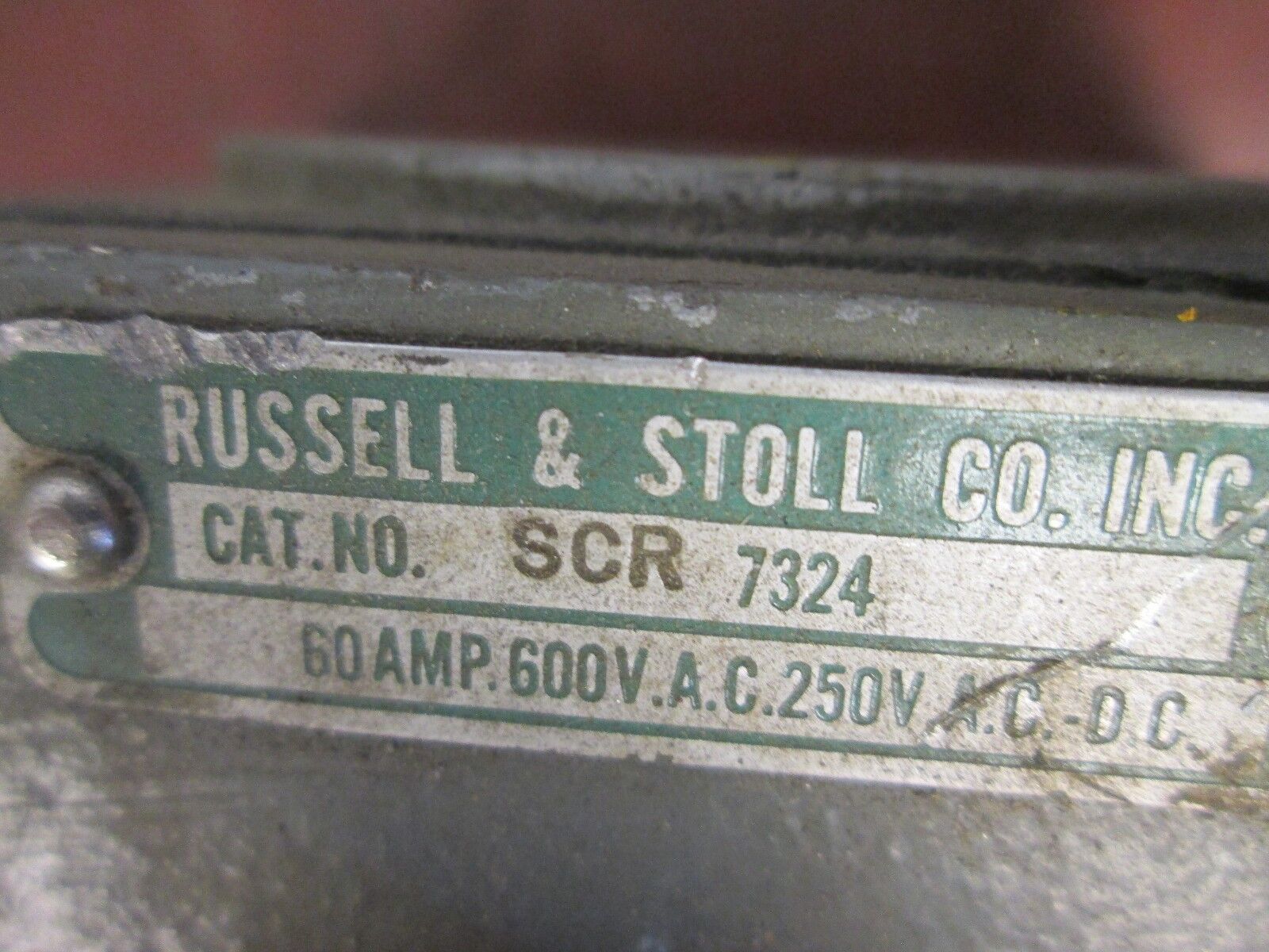 Russellstoll Receptacle w/Base SCR7324 Used