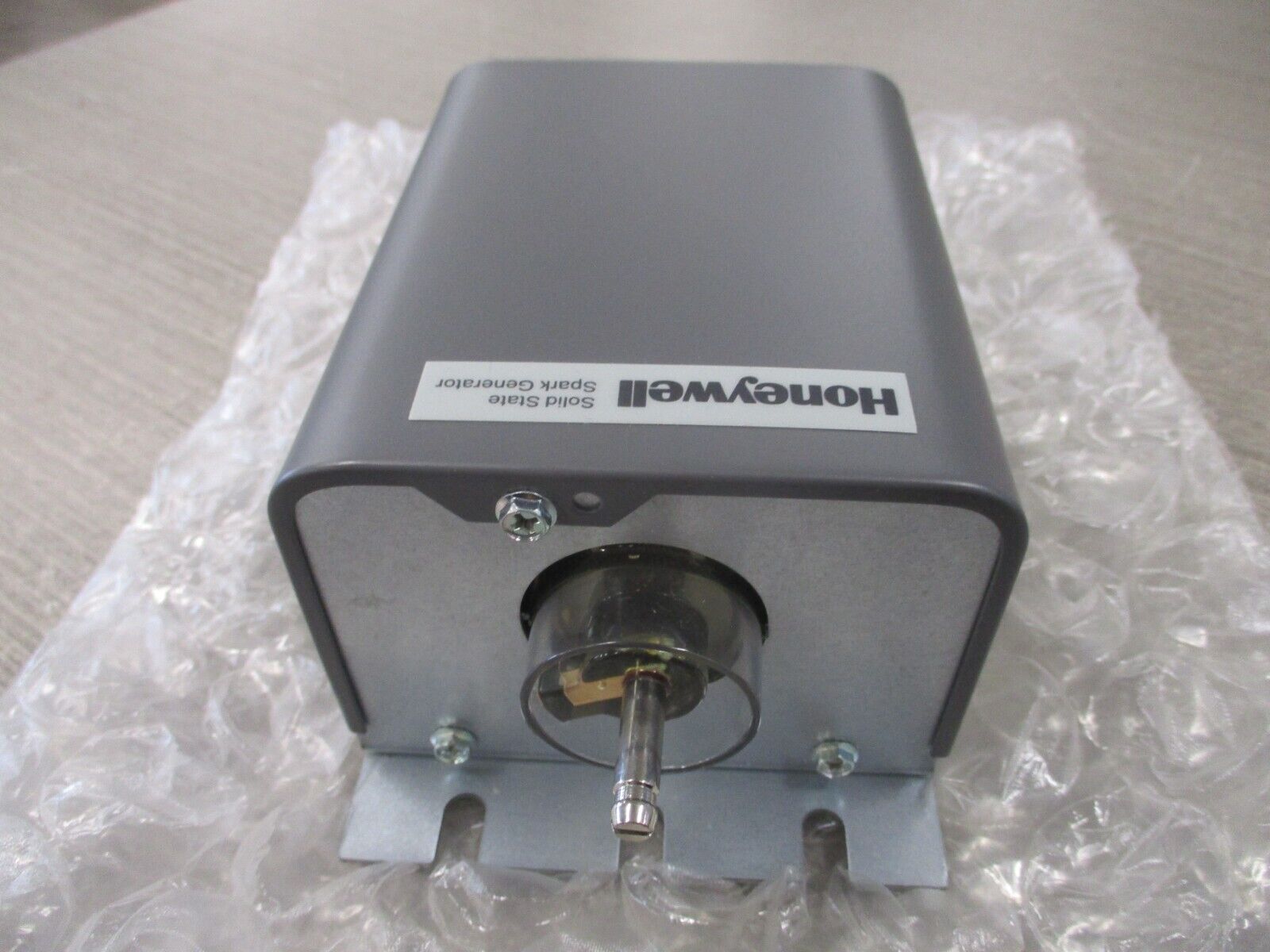 Honeywell Solid State Spark Generator Q624A 120V 50/60/Hz New Surplus