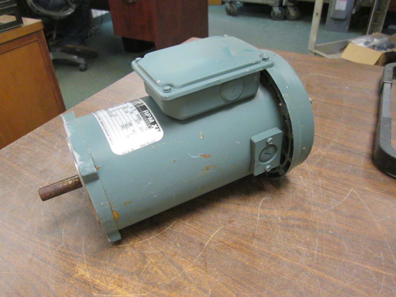 Reliance DC Motor T56S1004A ½HP 1800RPM FR:ME0056C ENCL:TEFC 90V 5.2A Used