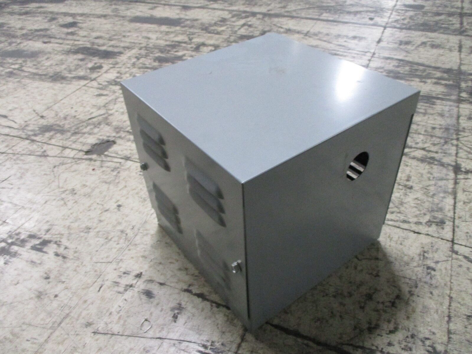 MTE Enclosed 3 Phase Reactor RL-13013 0.30mH 130A 600V 50/60Hz Type 1 Enclosure