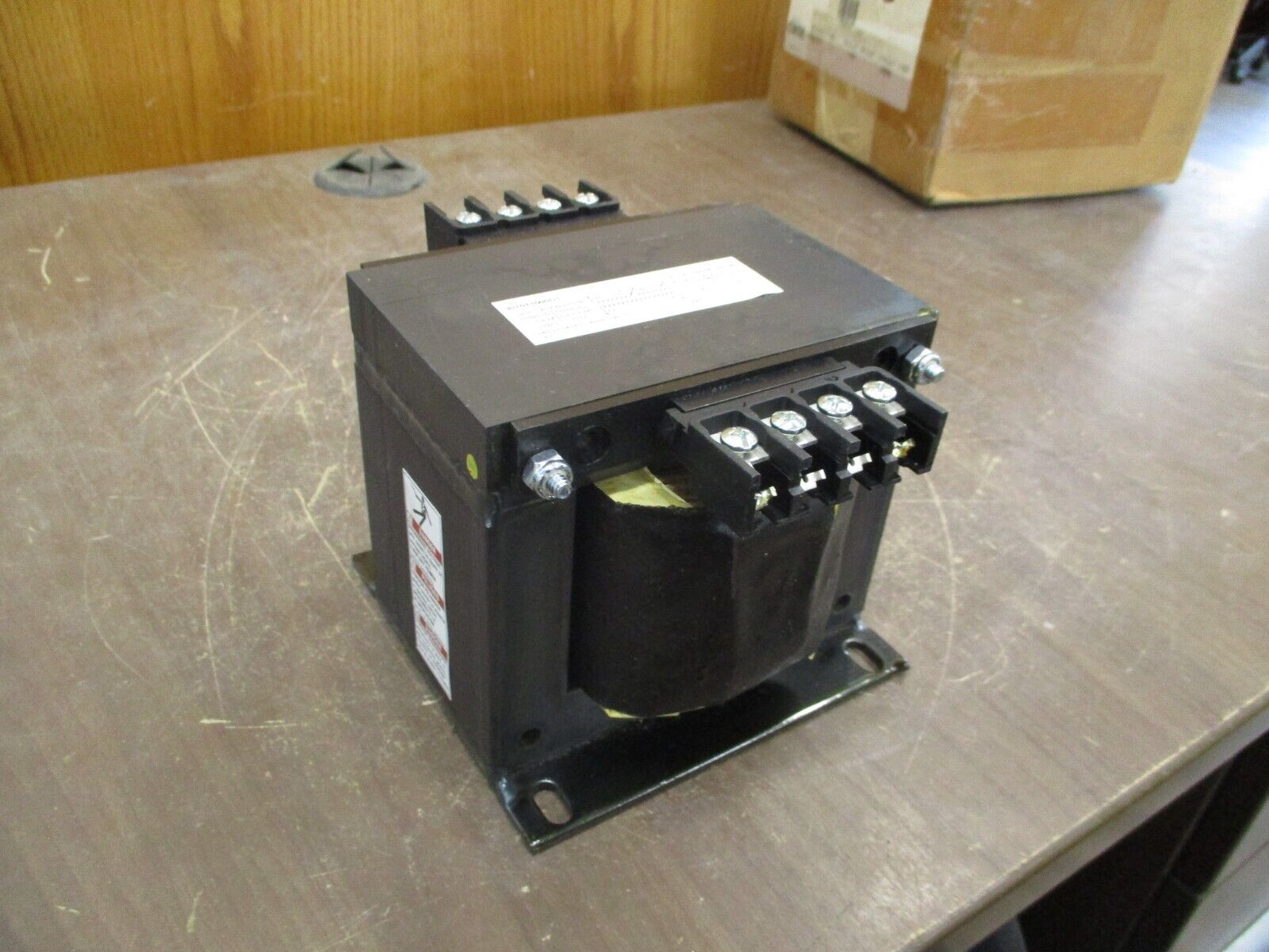 Square D Control Transformer 9070T1000D1 1KVA Pri: 240/480V Sec: 120V 1Ph