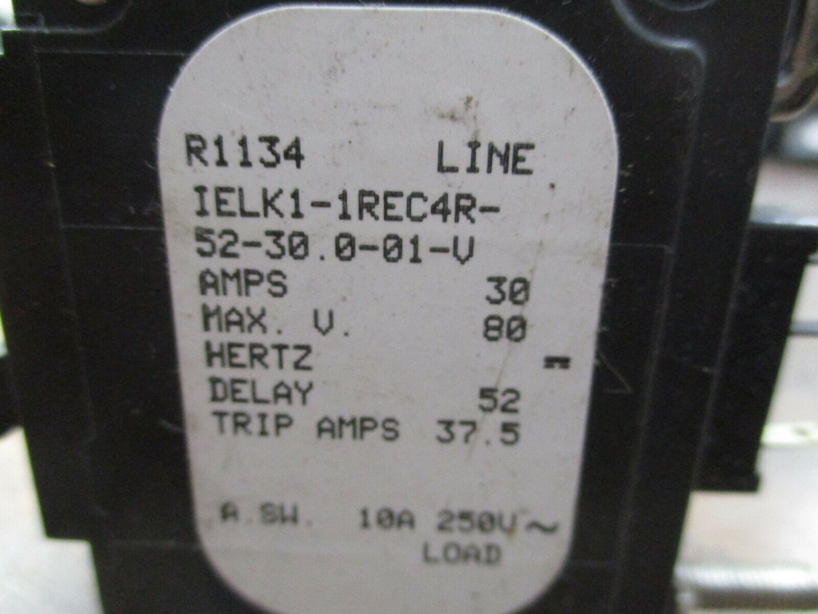 Airpax DC Circuit Breaker IELK1-1REC4R-52-30.0-01-V 30A 80VDC 1P Used