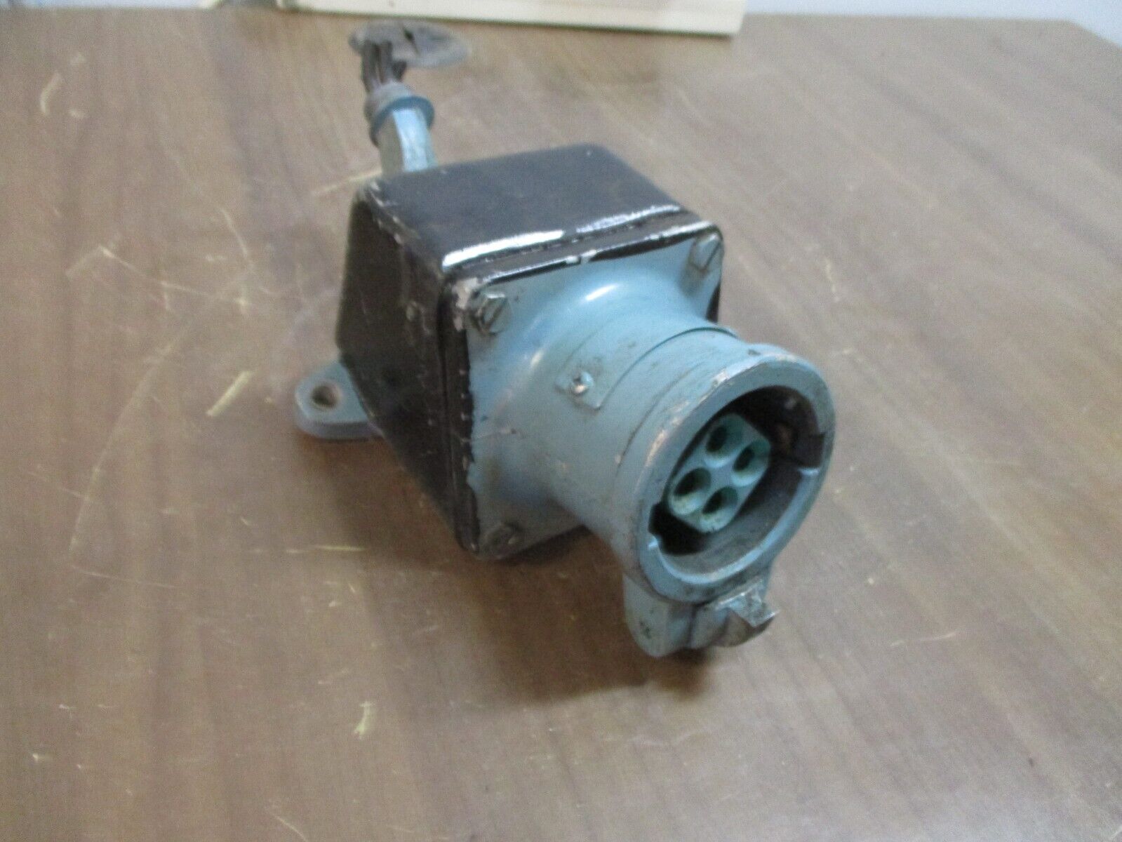 Appleton Receptacle ADR3034 30A 600V 3W 4P Used