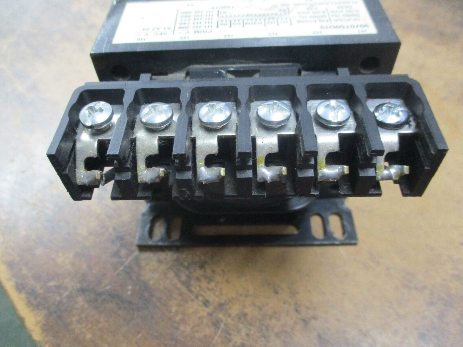 Square D Transformer 9070T50D19 0.05KVA Pri:208/240/277/380/480V Sec:24V 50/60Hz