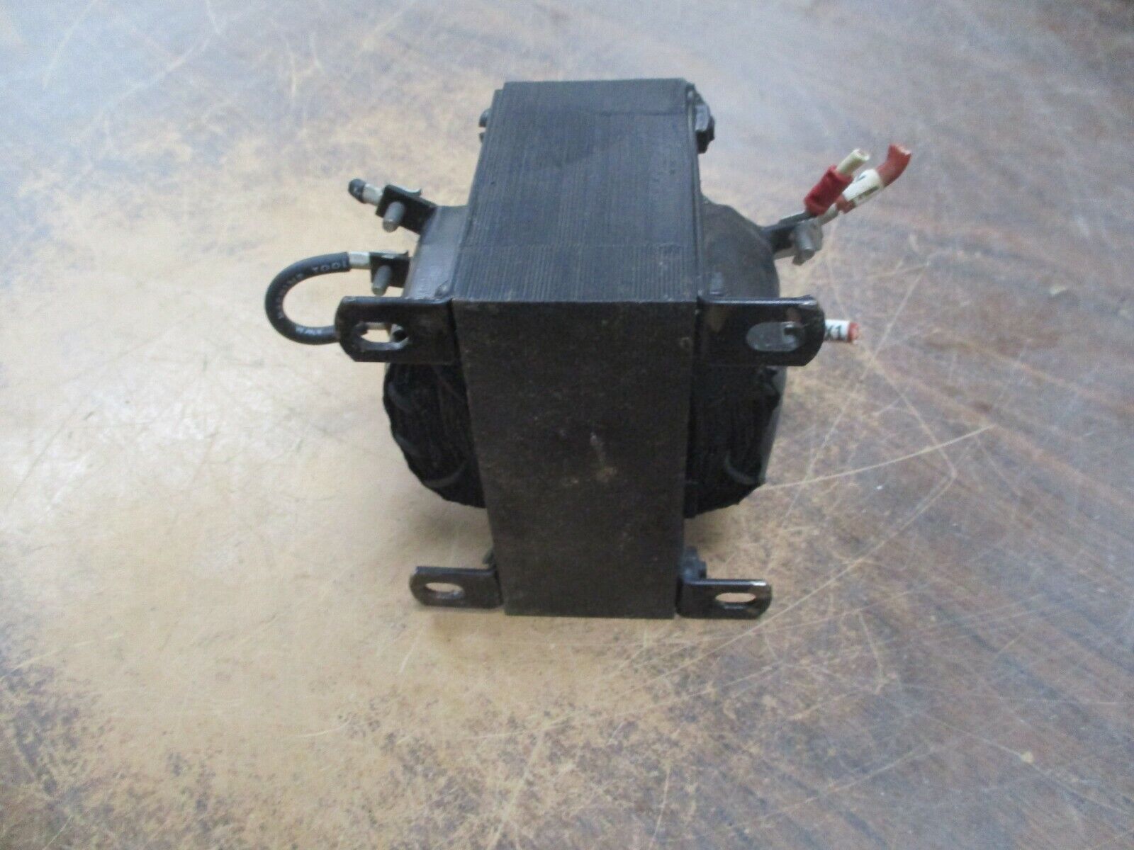 Square D Transformer 9070 E0-2 Ser. A 100VA Pri: 240/480V Sec: 120V Used