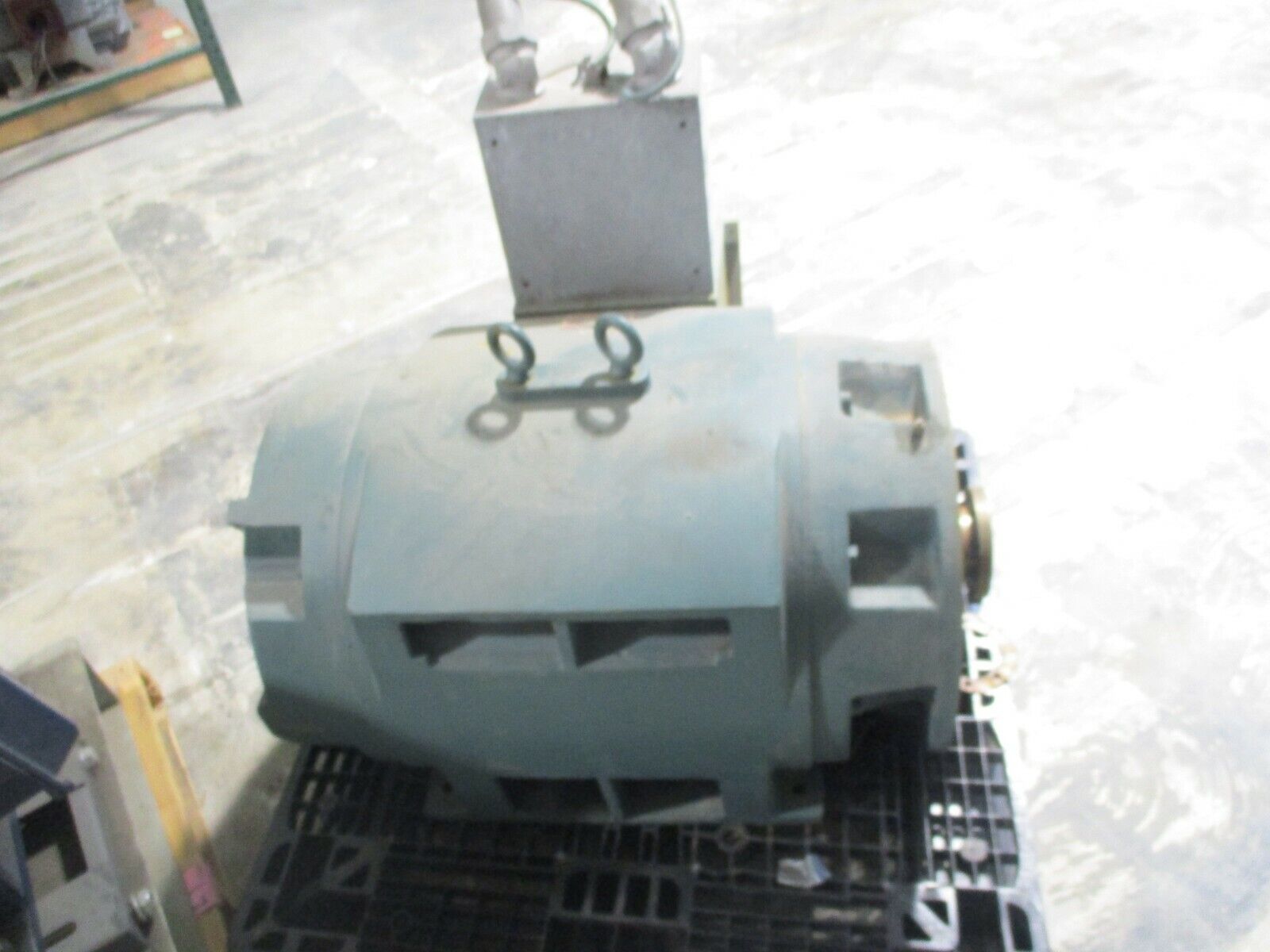 Reliance AC Motor 340HP 3600RPM 460V 387A Frame: 447TDZ ENCL: DP 3Ph 60Hz Used