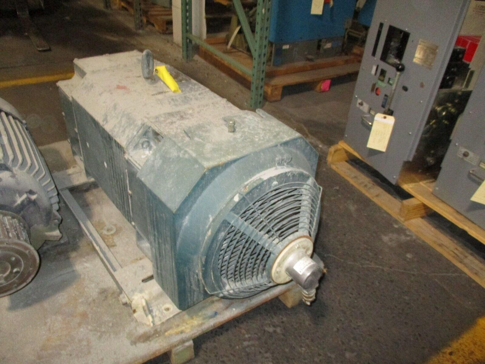 Reliance DC Motor 40HP 500V 1800/2400RPM 500V 65A Used