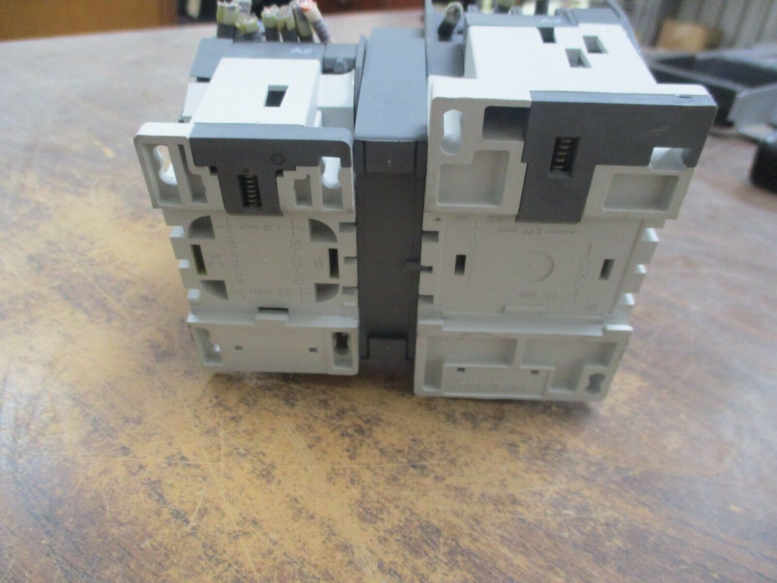 ABB 2-Speed Contactor A26-30-01/A12-30-01 110-120V Coil 25/40A 600V Used