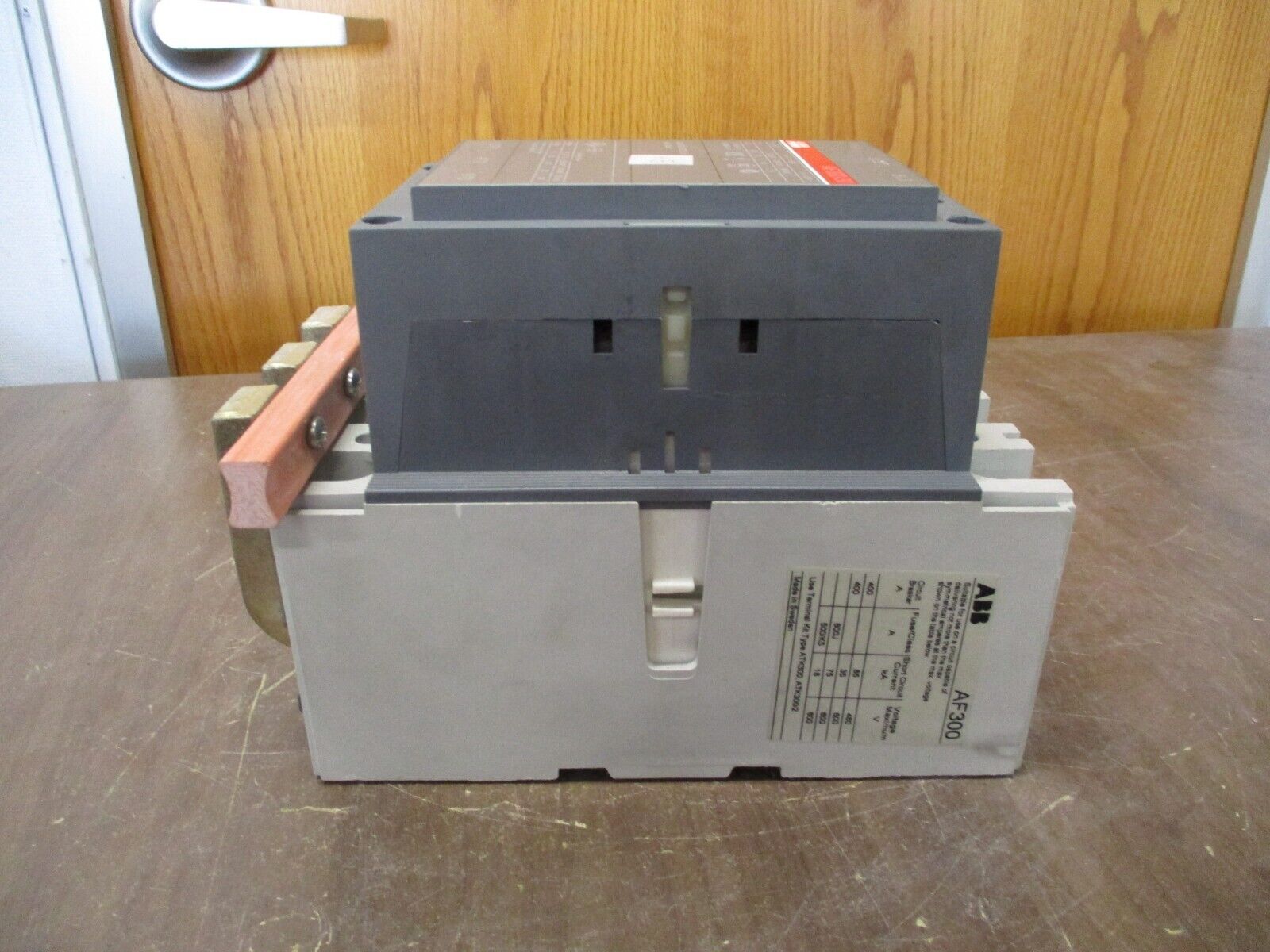 ABB Contactor AF300-30 20-60VDC Coil 400A 600V w/ (1) Aux Contact Used