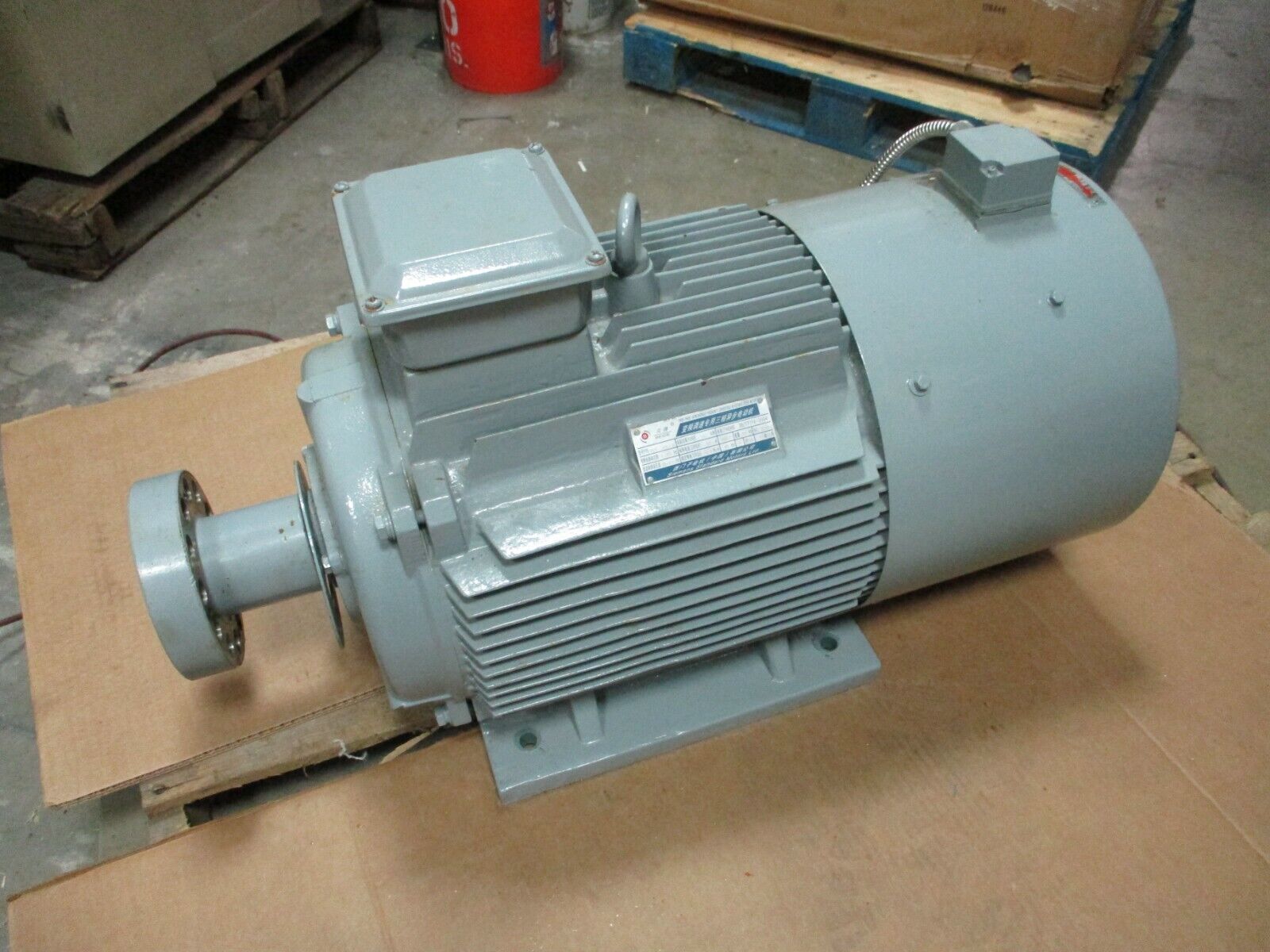 Siemens Beide AC Motor YVF2-180L-6 20HP/15kW 480V Used