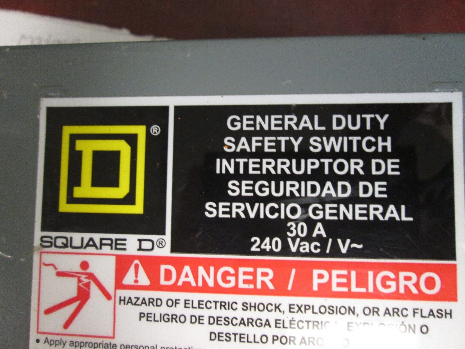 Square D Fusible Safety Switch D321N 30A 240VAC 60Hz Used **No Fuses**