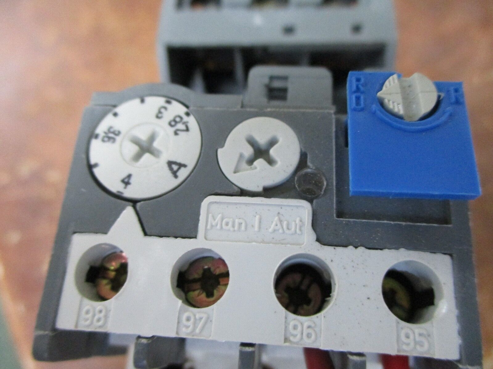 ABB Overload Relay TA25 DU 10-14A 600V 3P Used