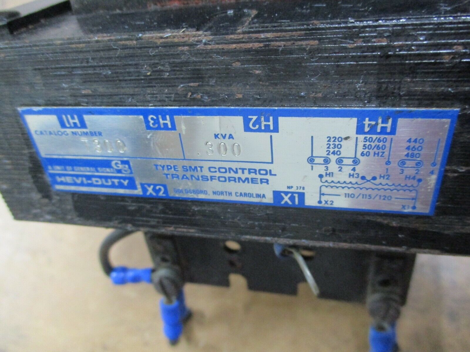 Hevi-Duty Type SMT Control Transformer T300 0.300KVA Pri:240/480V Sec:120V Used