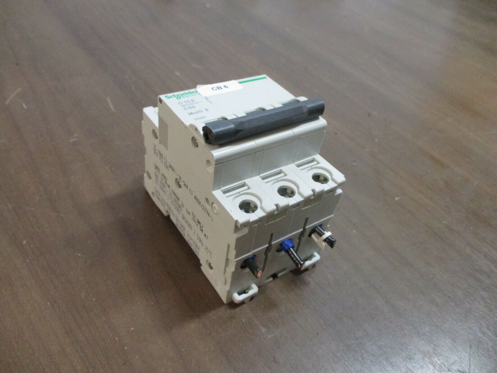 Schneider Electric Multi 9 Circuit Breaker 24466 10A 480Y/277V 3P Used