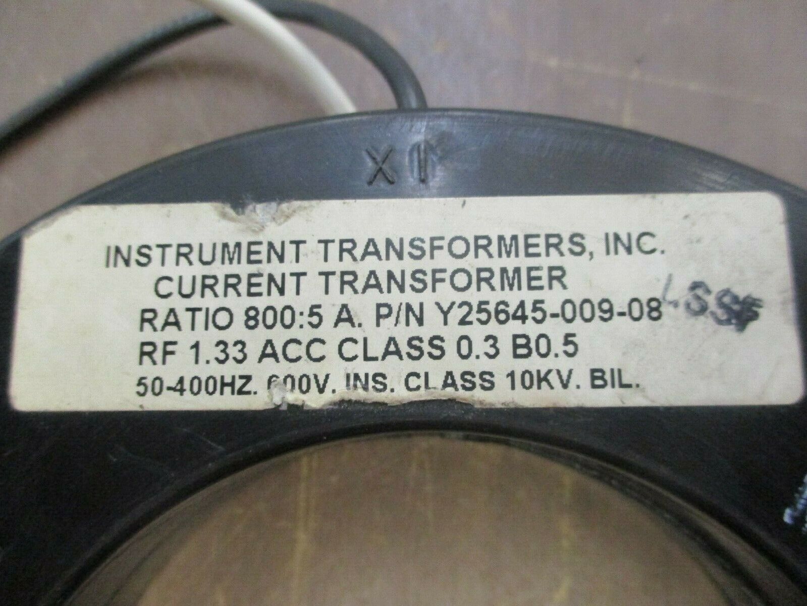 Instrument Transformers Current Transformer Y25645-009-08 Ratio 800:5A 600V Used