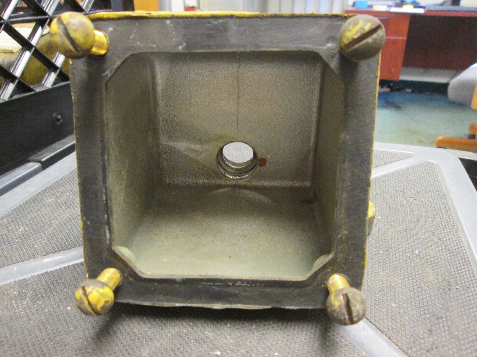 Crouse-Hinds  Receptacle Base  ARE-36  Metal