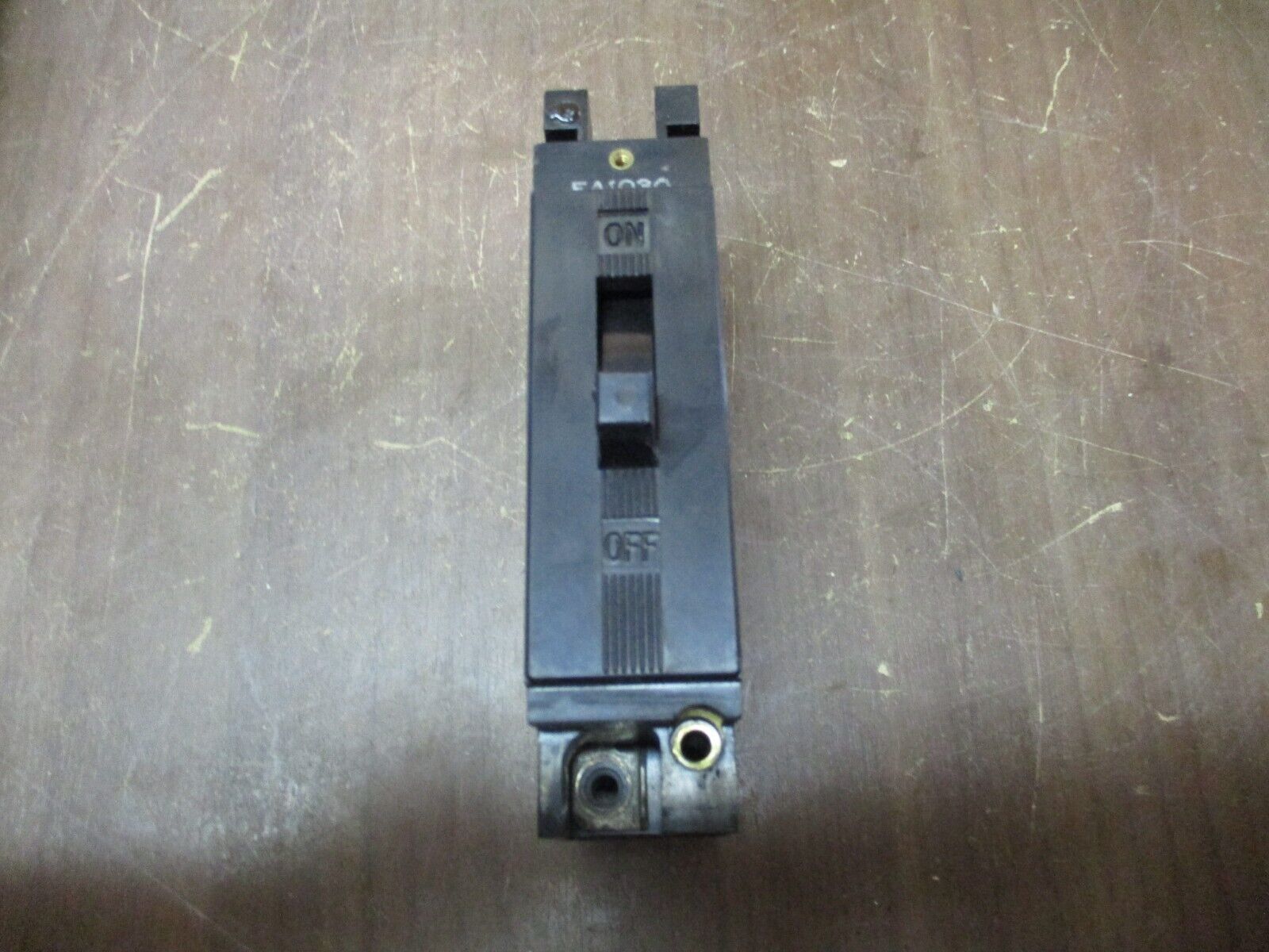 Westinghouse Circuit Breaker EA1030 30A 120V 1P Used